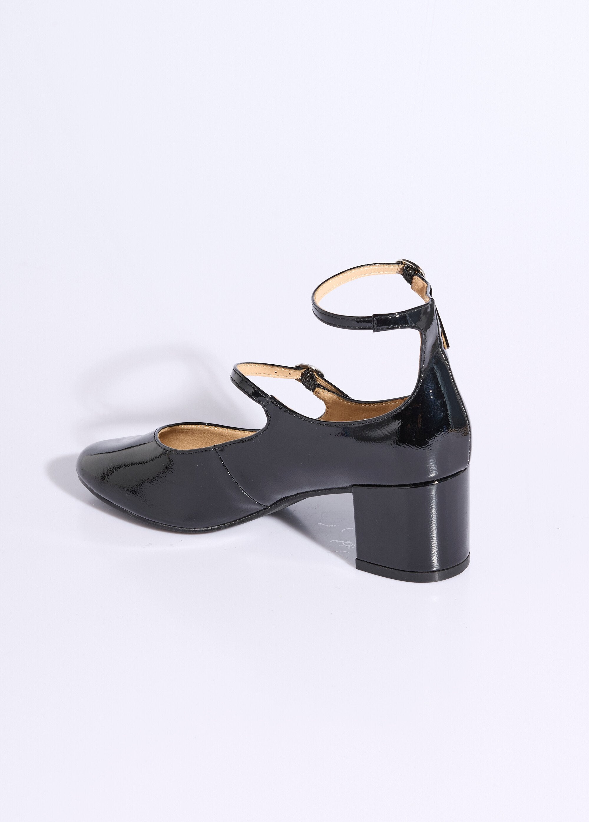 Babies_with_round_toe_heels_and_thin_straps_Black_DO1_slim