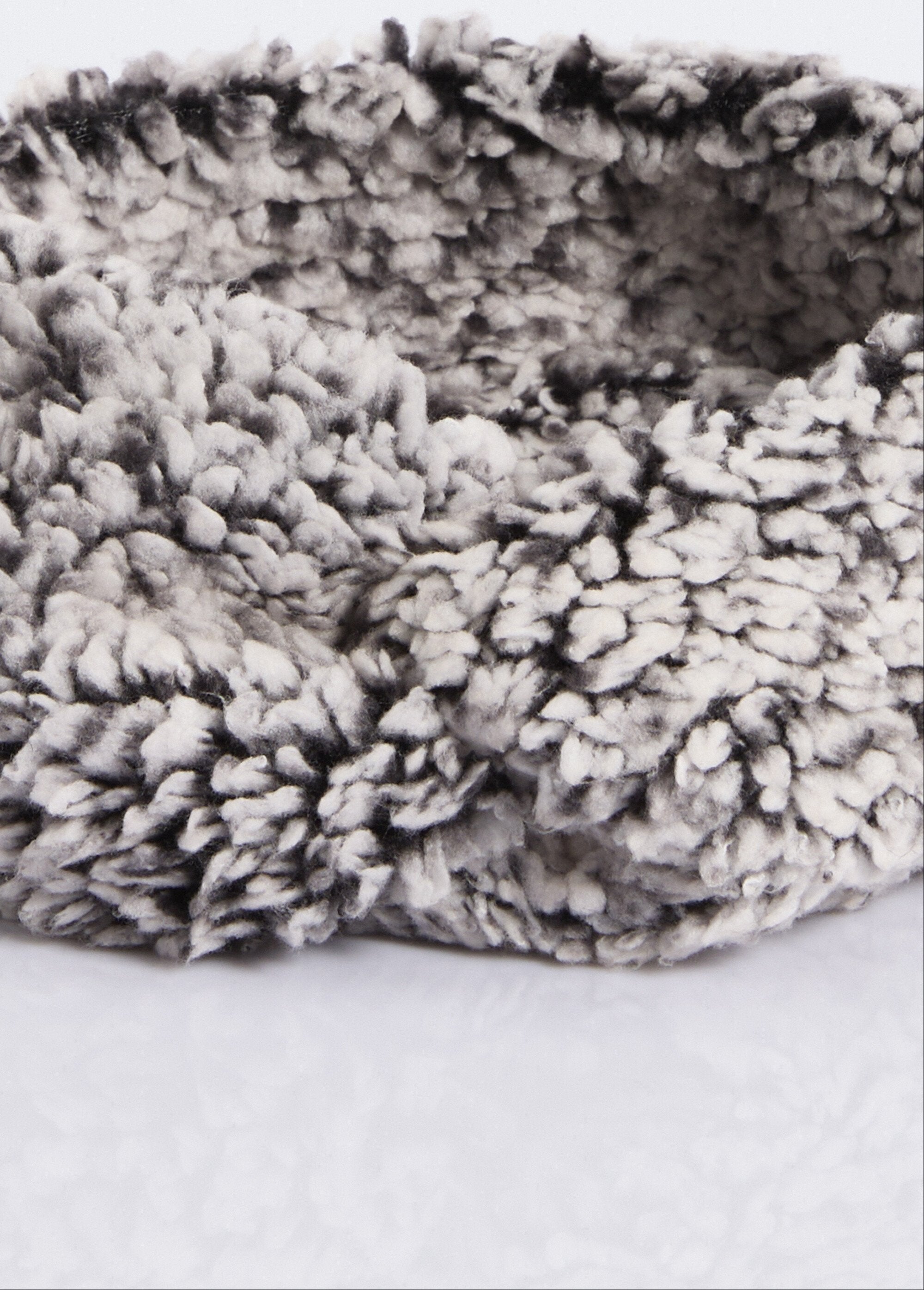 Warm_sherpa-style_fleece_headband_Dark_gray_DE1_slim