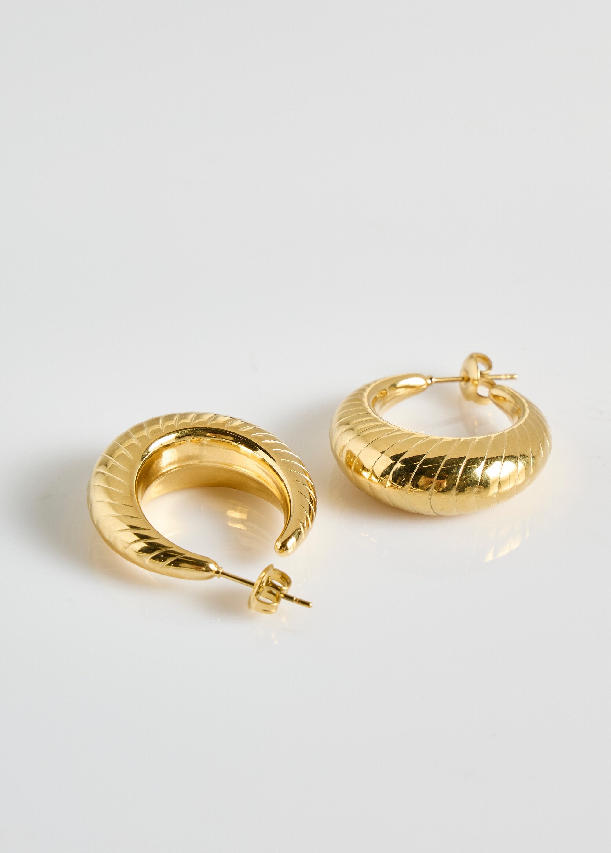 Boucles_d'oreilles_créoles_inox_torsades_Dore_DE1_slim