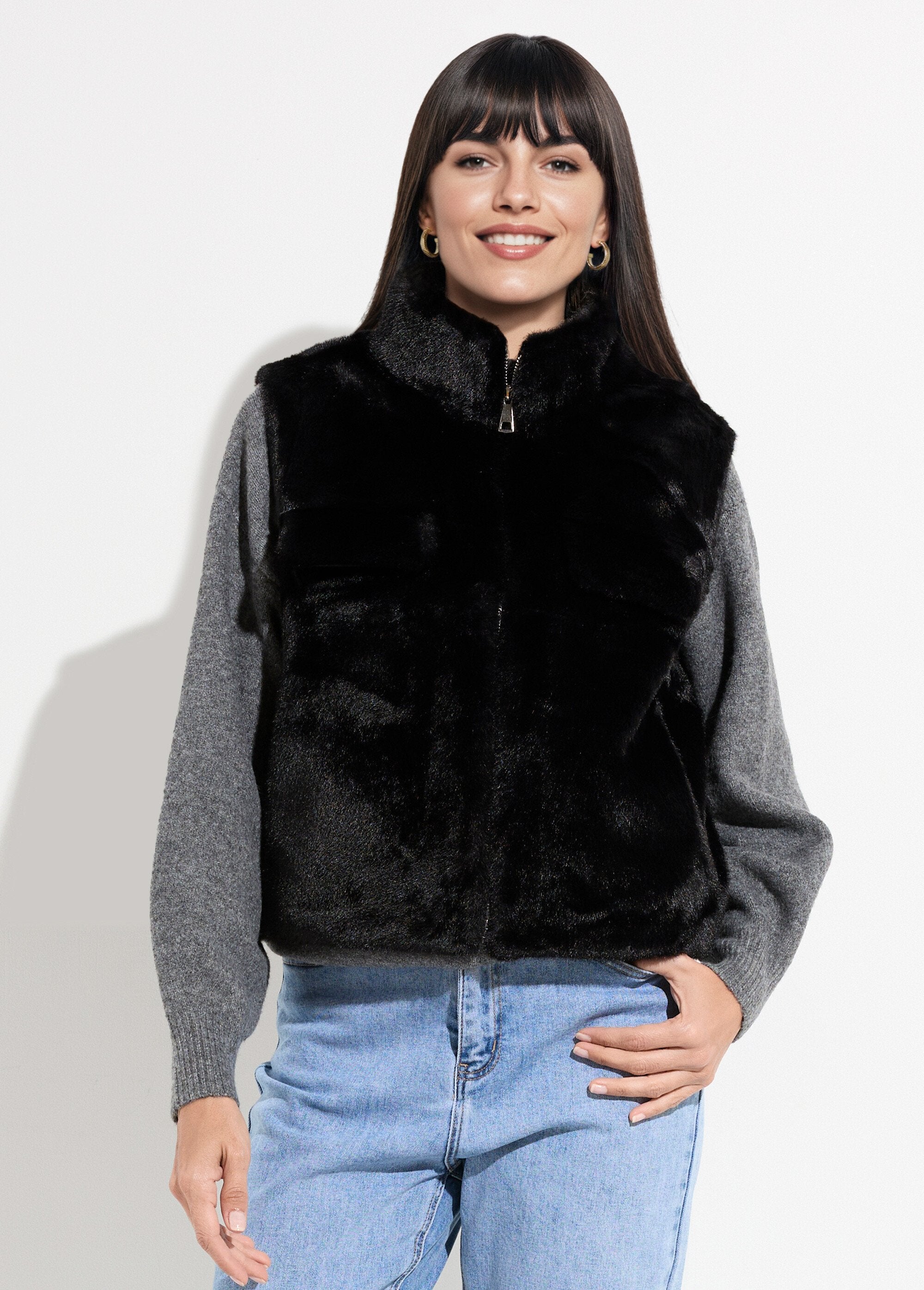 Sleeveless_fur_zip-up_jacket_Black_FA1_slim