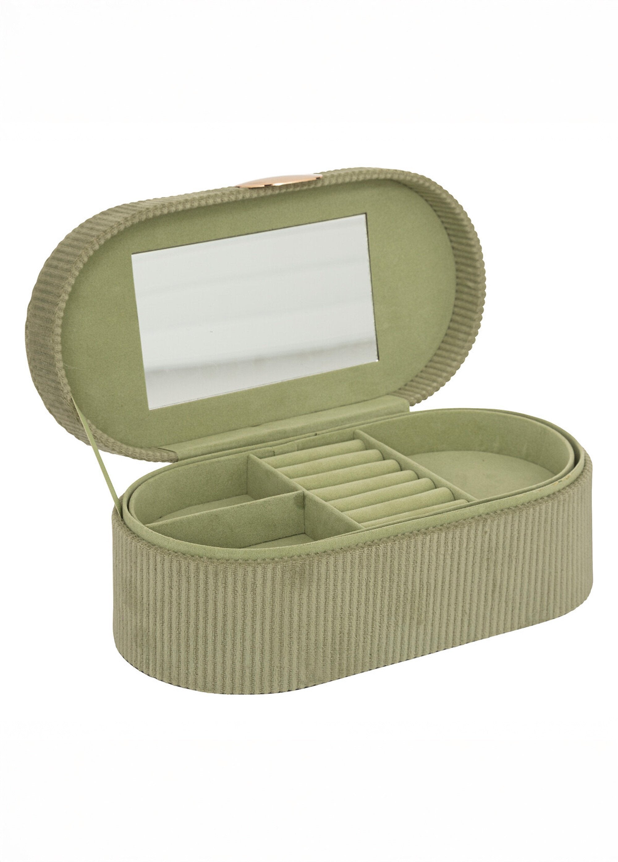 Oval_velvet_jewelry_box_Green_DE1_slim