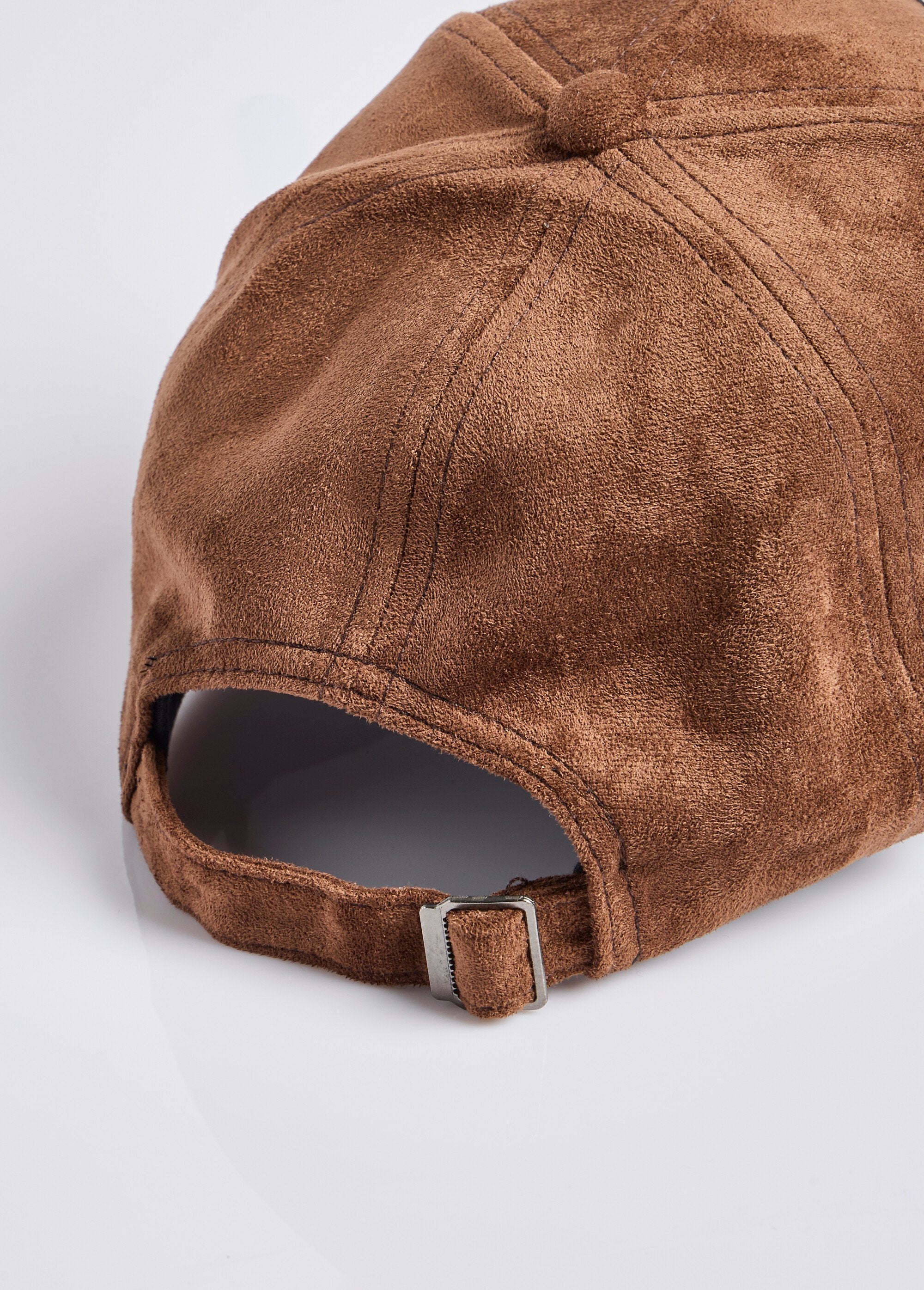 Faux_suede_cap_with_leopard_print_detail_Brown_DE1_slim