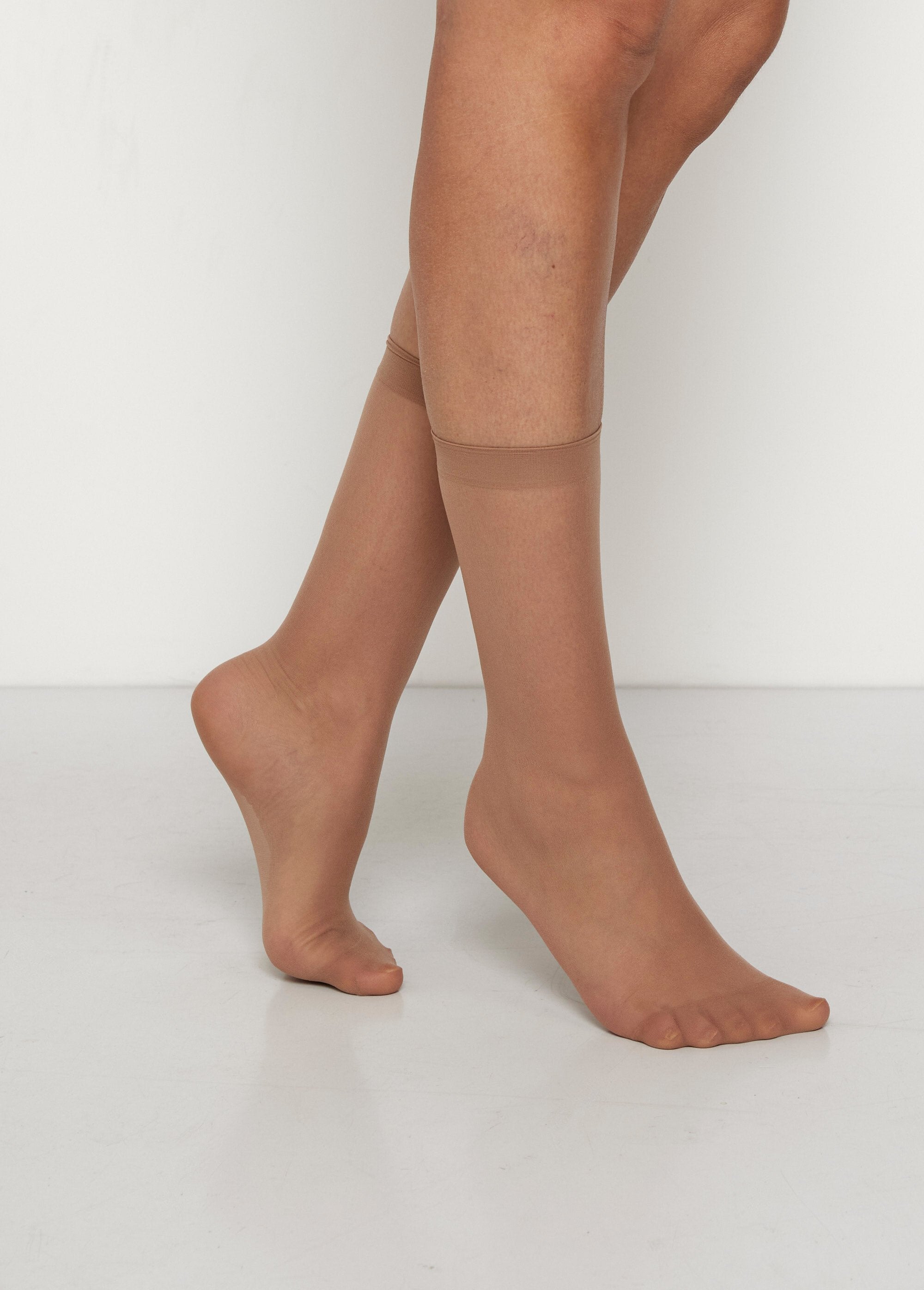 Foam_veil_socks_Beige_FA1_slim