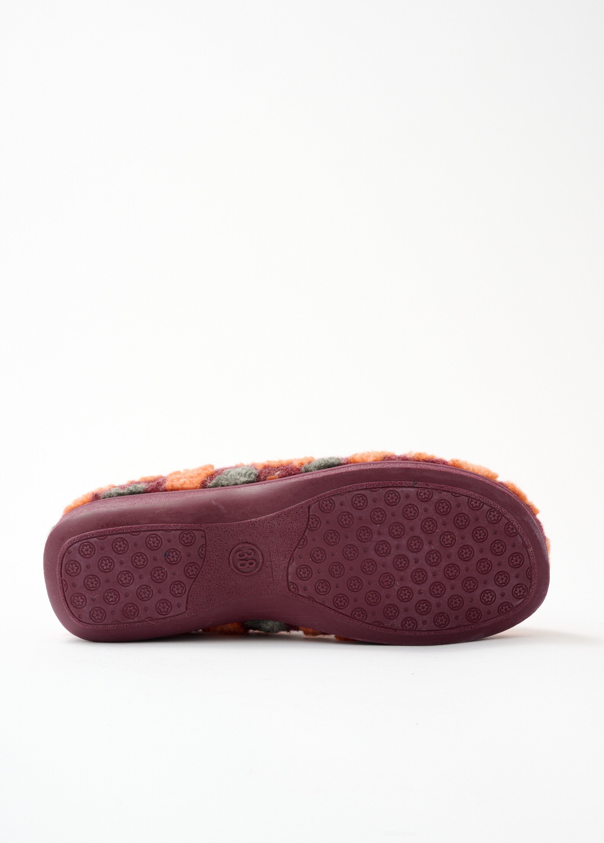 Comfort_width_mule_slippers_Bordeaux_UN1_slim