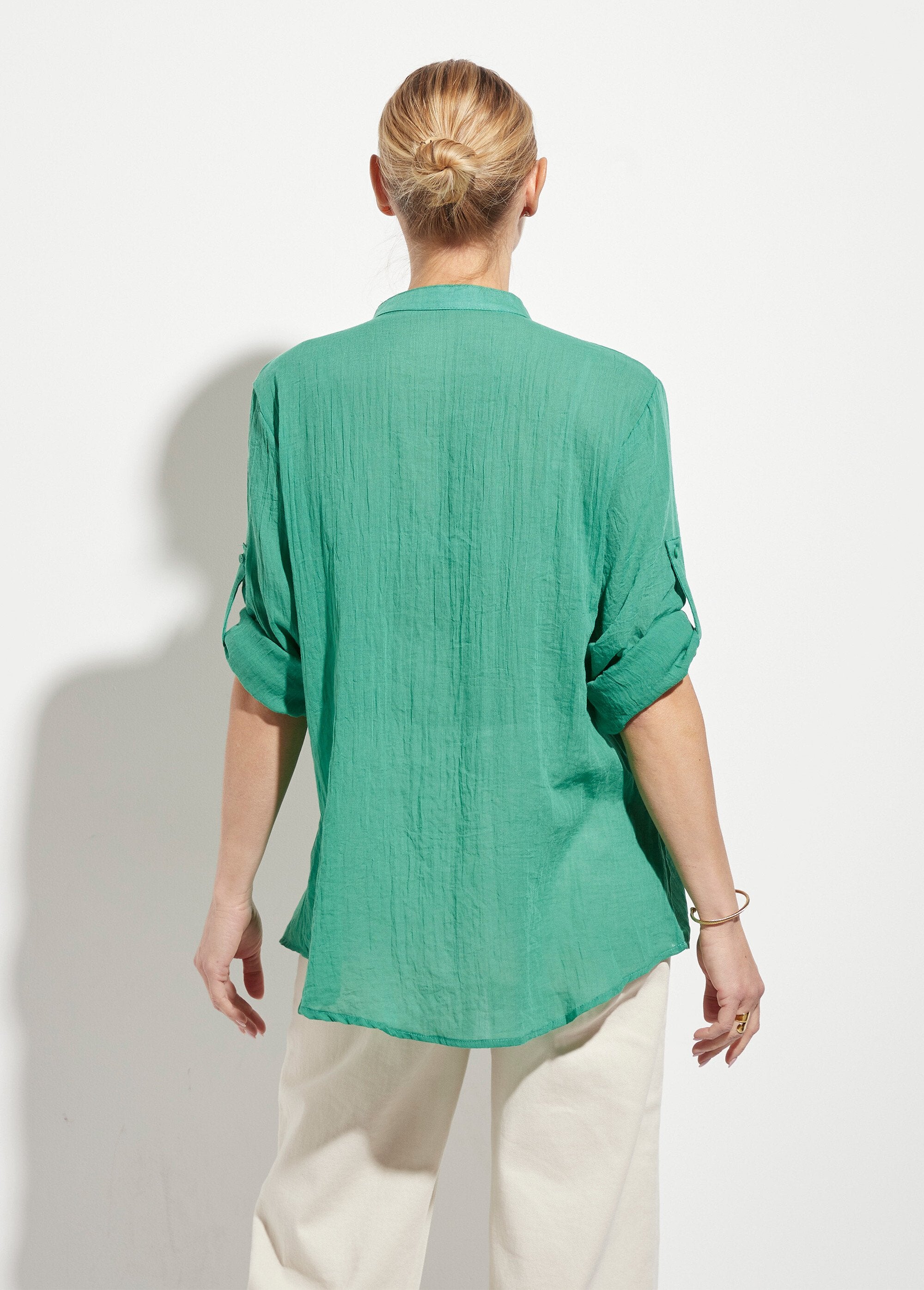 Loose-fitting_cotton_voile_Tunisian_collar_blouse_Green_DO1_slim