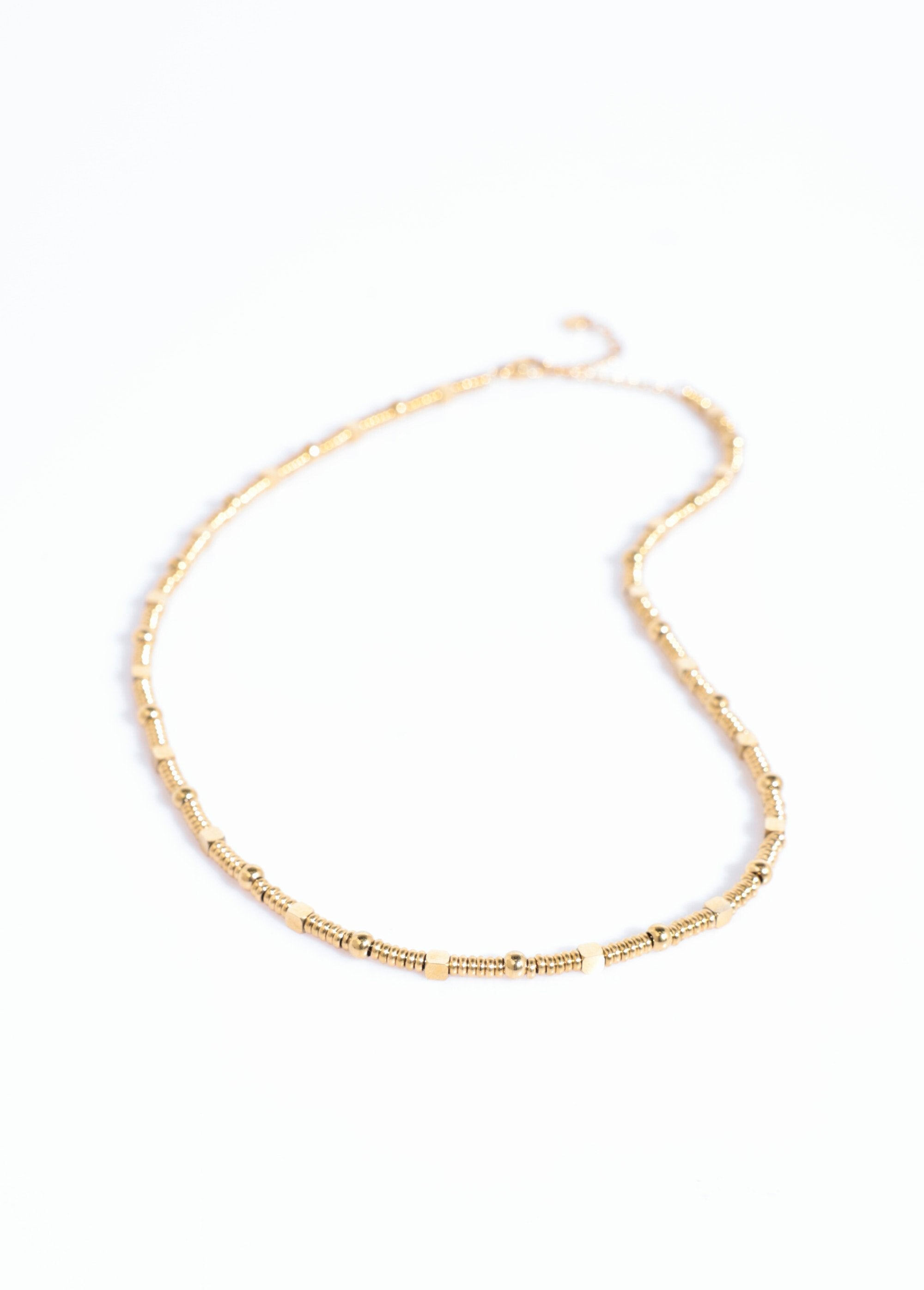 Soft_stainless_steel_mesh_necklace_Golden_DE1_slim