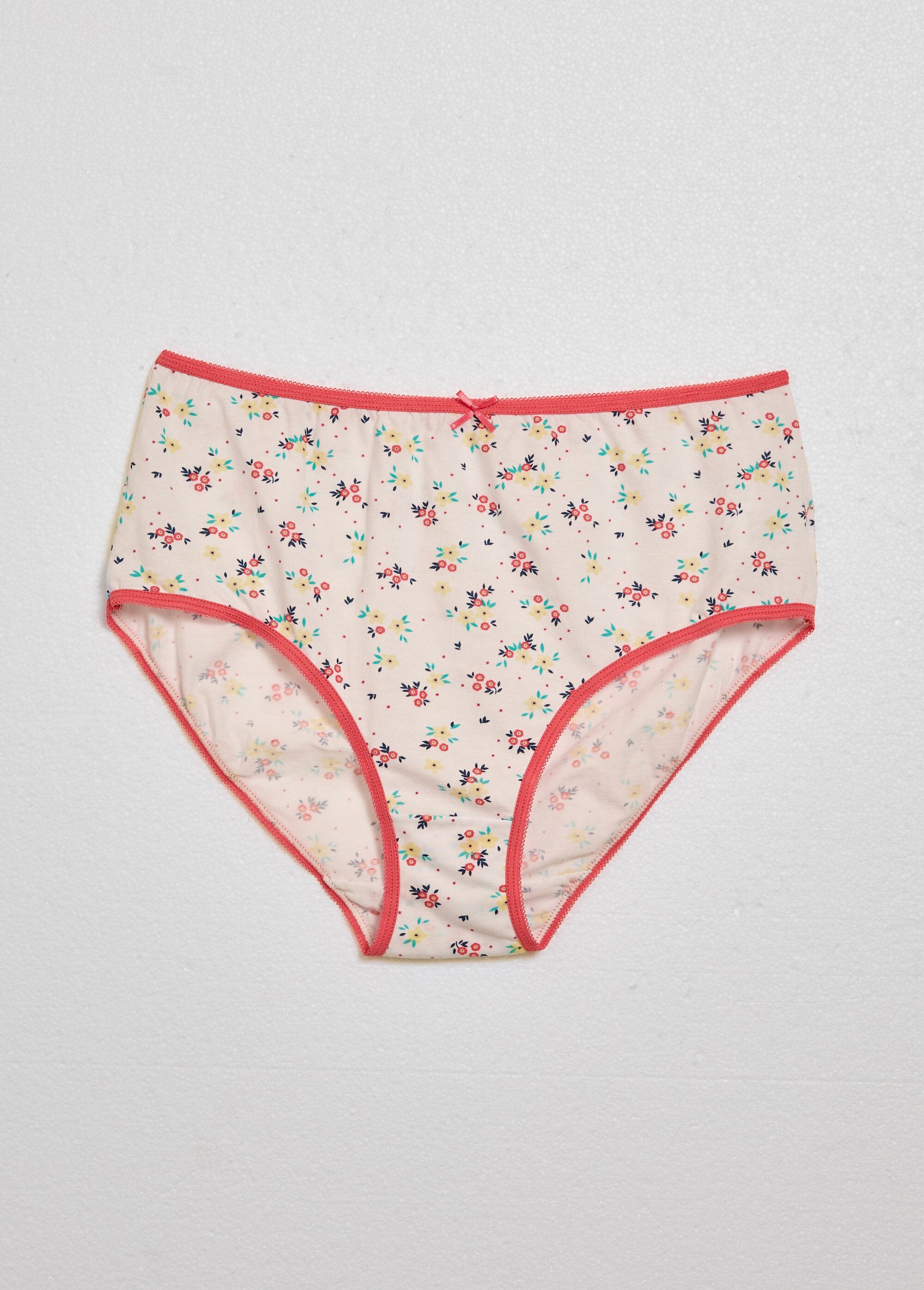 Maxi_panties,_floral_patterns_Pink_DE2_slim