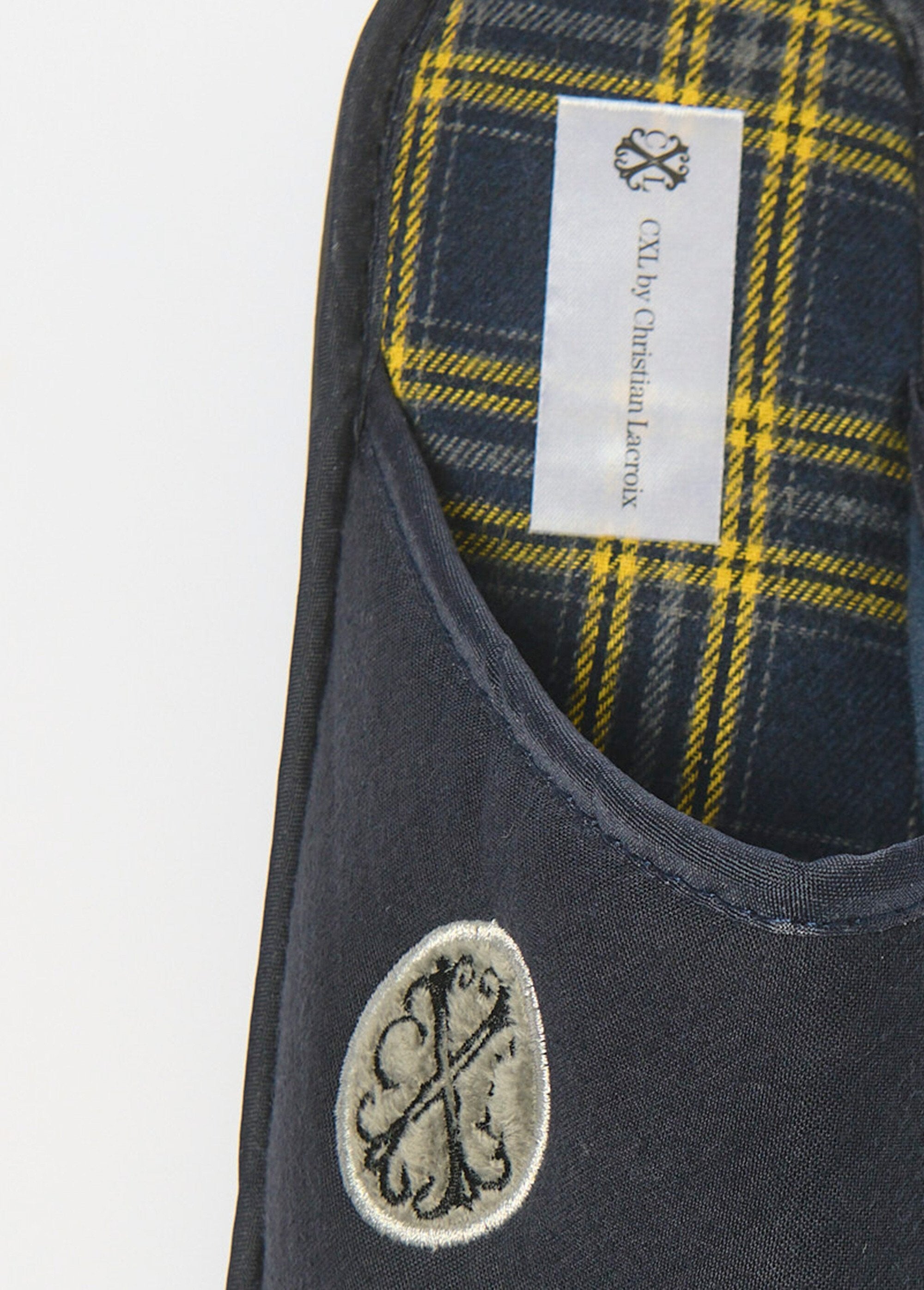 Chic_logo_mule_slippers_Blue_DE1_slim