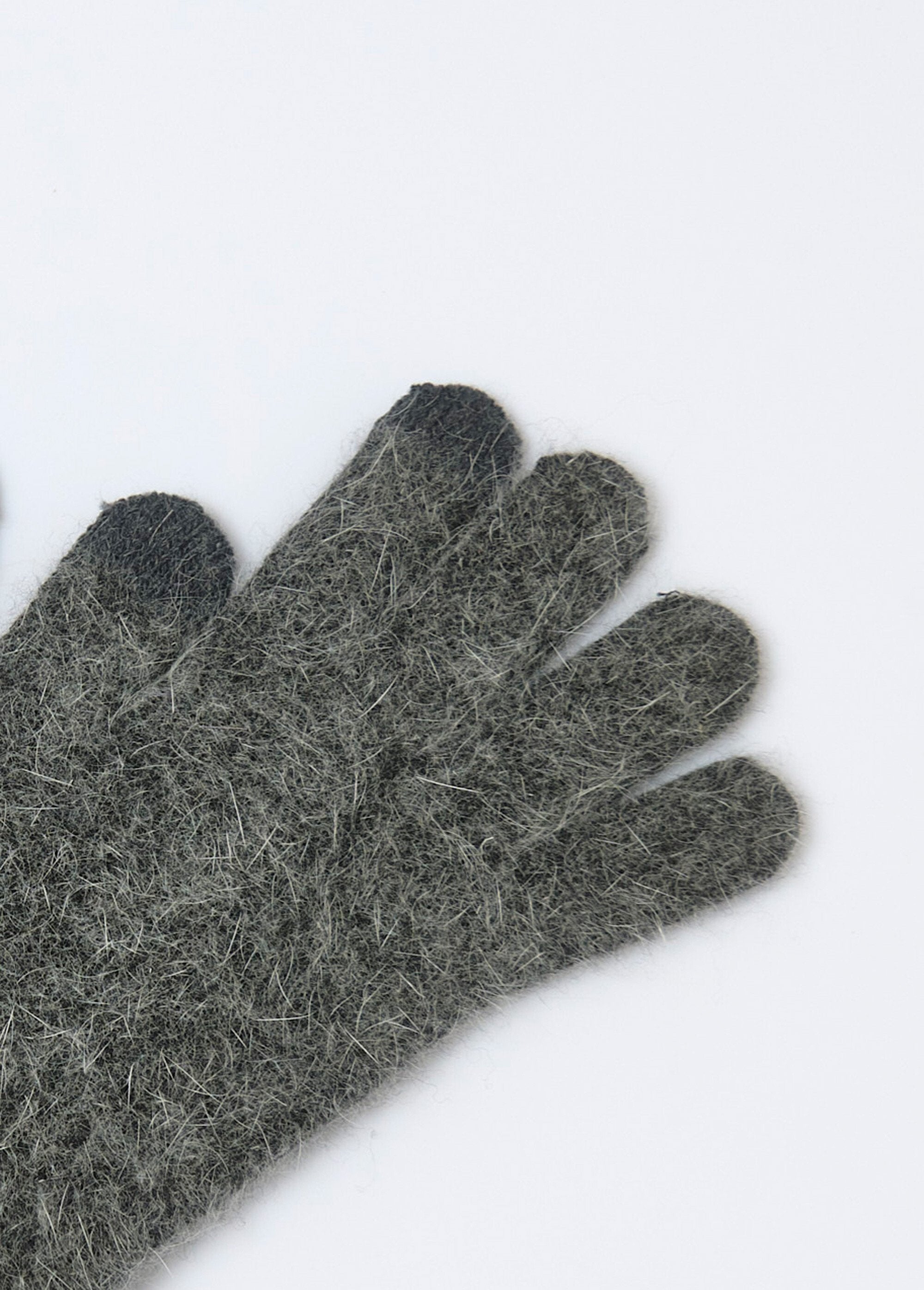 Warm_stretch_touchscreen_gloves_Gray_DE1_slim