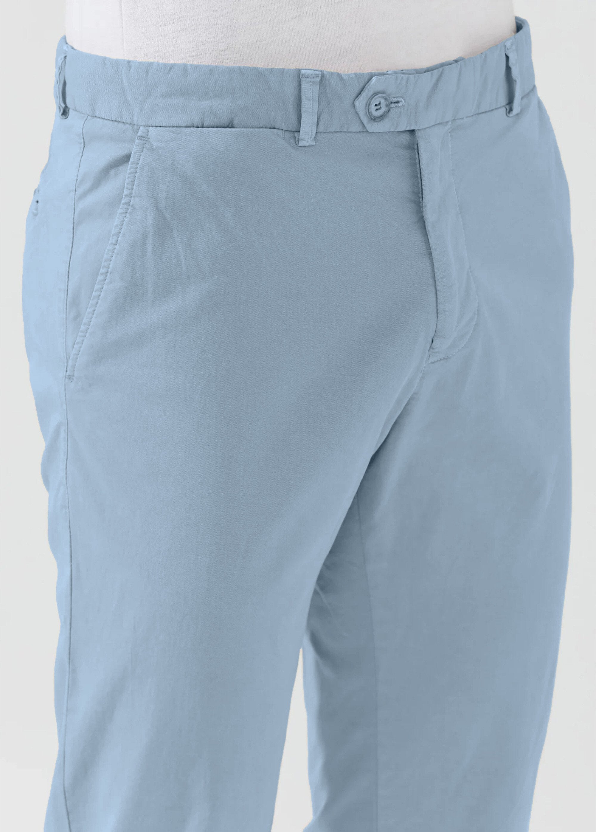 Canvas_chino_pants_with_Italian_pockets_Light_blue_DE1_slim