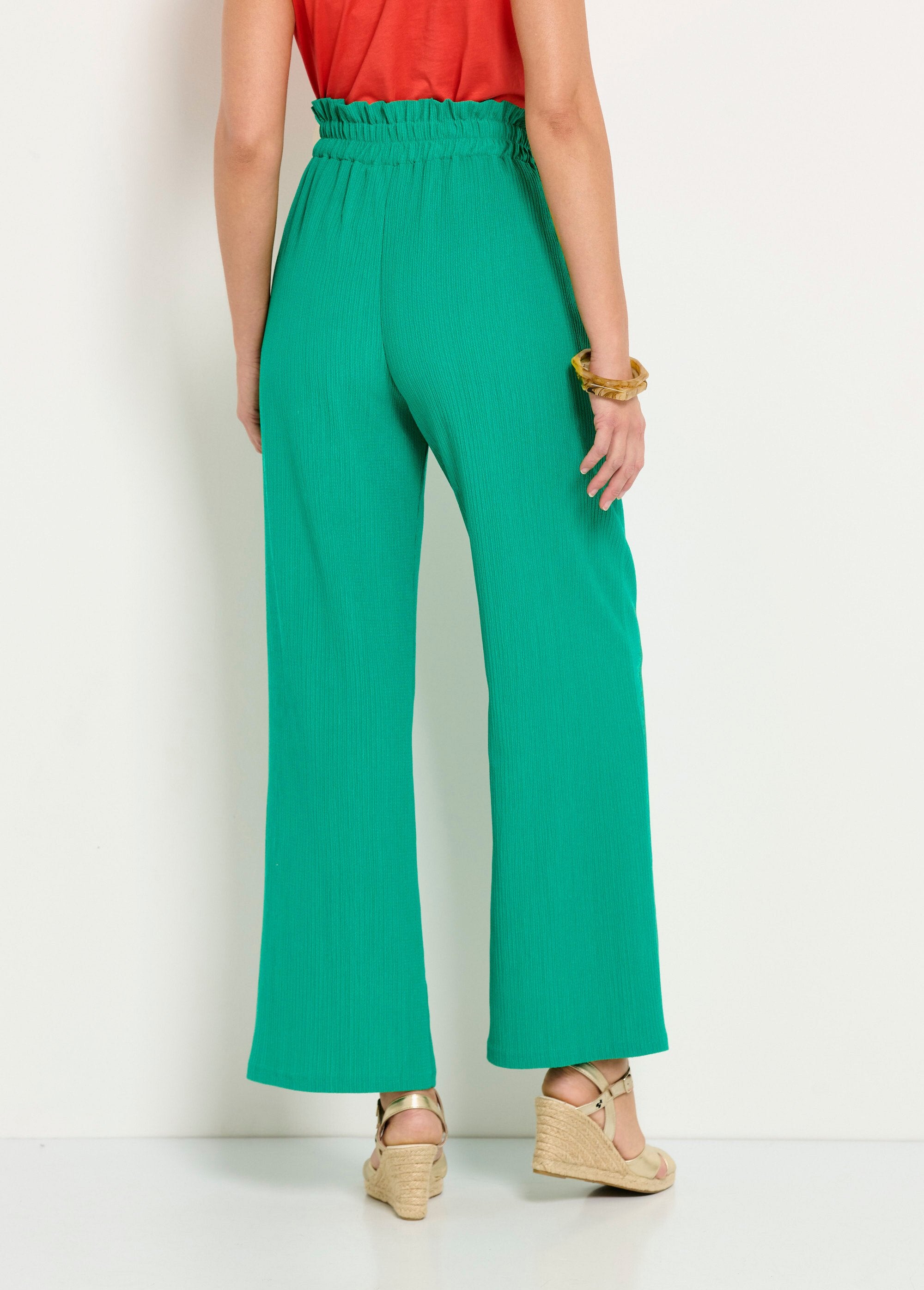 Green_wide_elasticated_waistband_trousers_with_raised_mesh_Green_DO1_slim