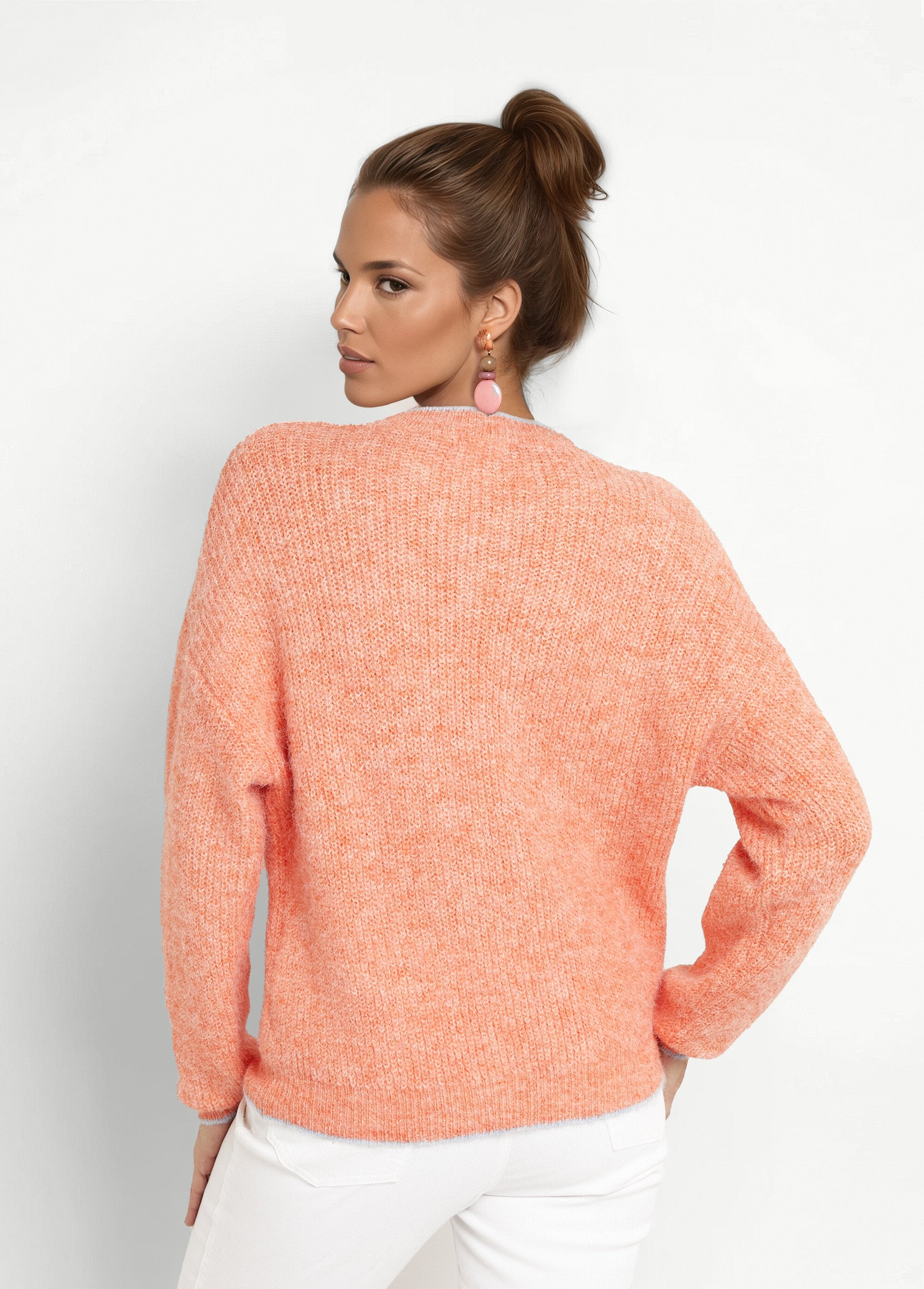 Warm_sweater_with_wool_message_patch_Orange_DO1_slim