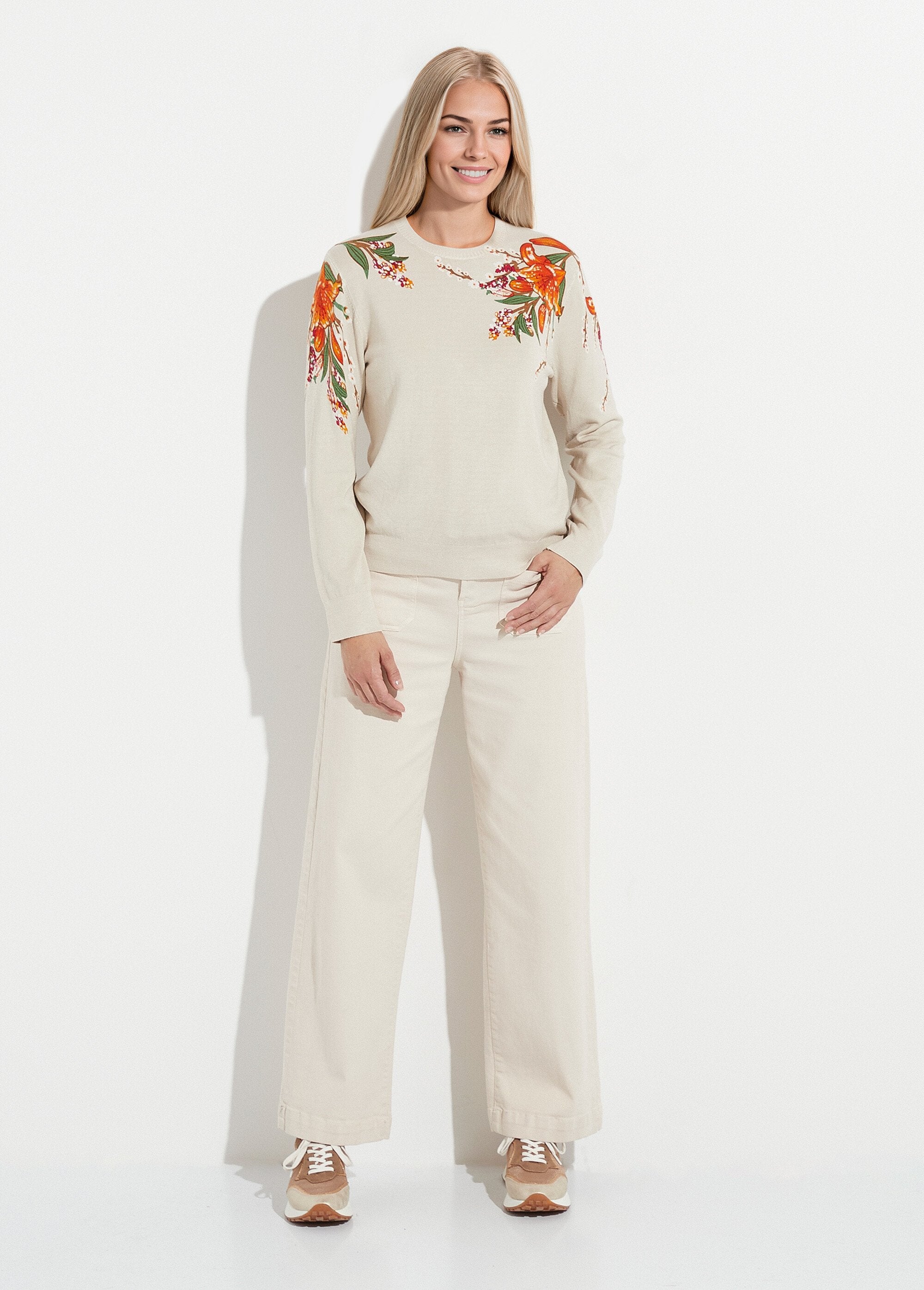 Warm_round_neck_floral_print_long_sleeve_sweater_Beige_SF1_slim