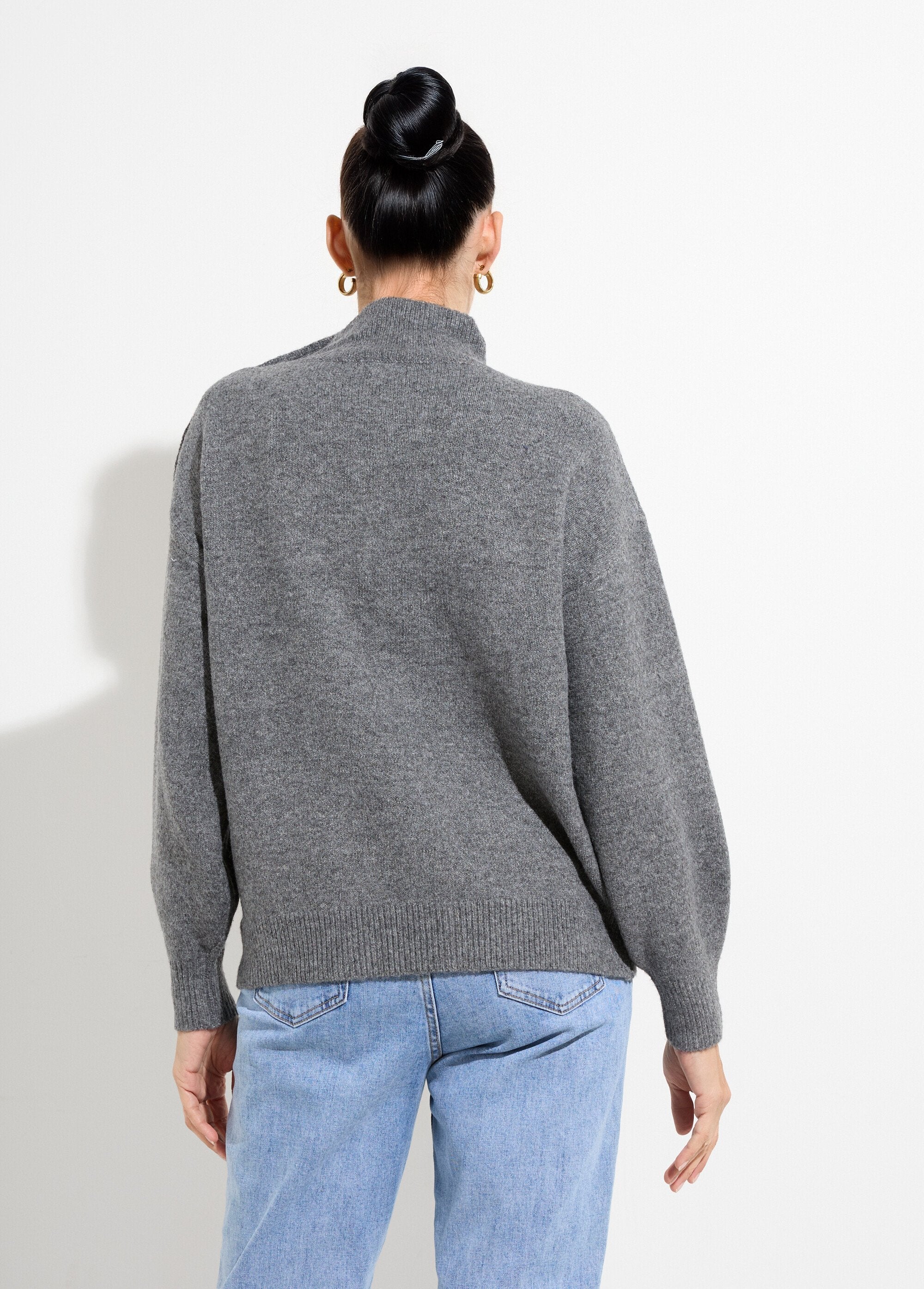 High-neck_sweater_with_metal_jewel_buttons_Gray_DO1_slim