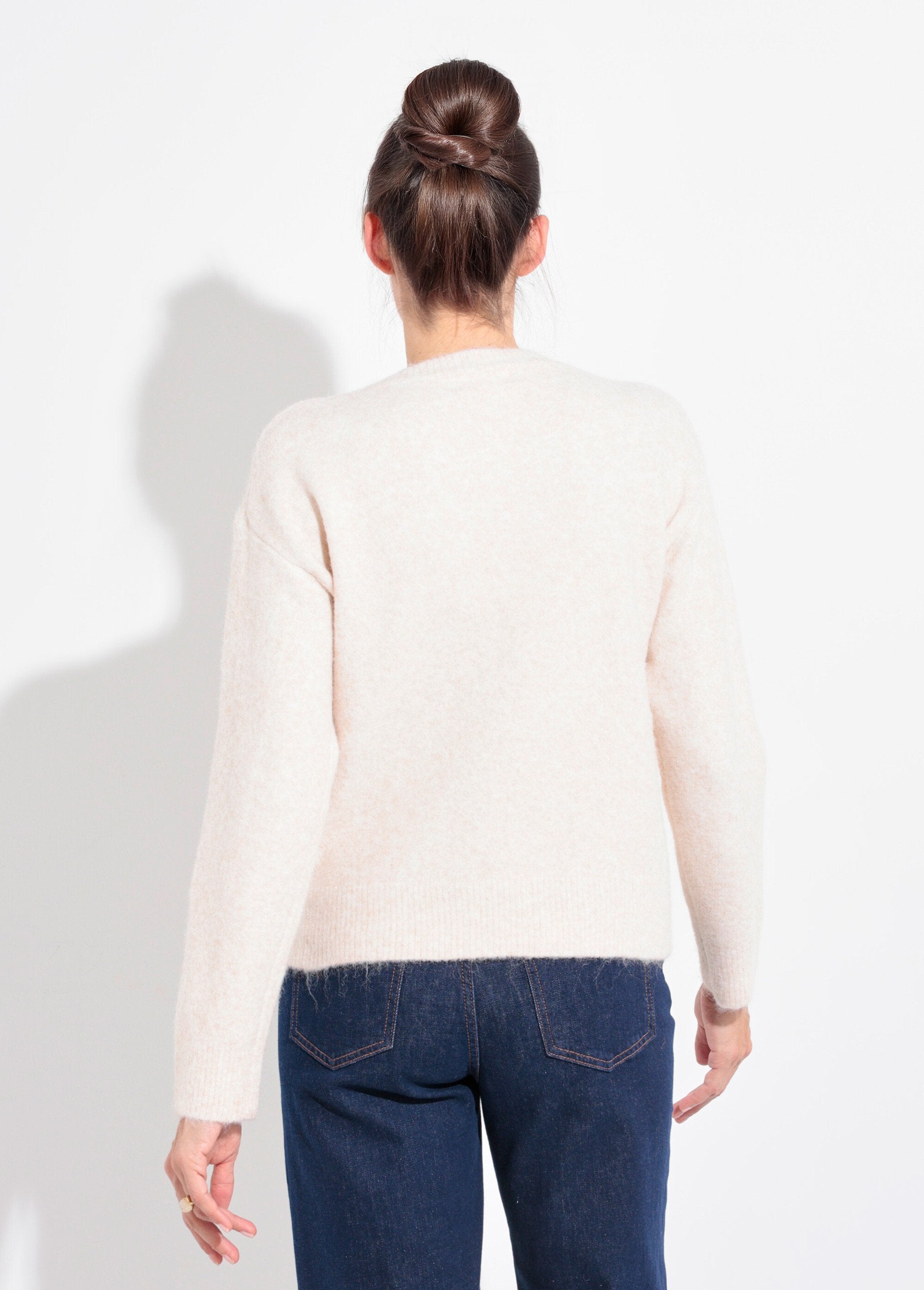 Round_neck_sweater_with_sequin_pattern_detail_Light_beige_DO1_slim