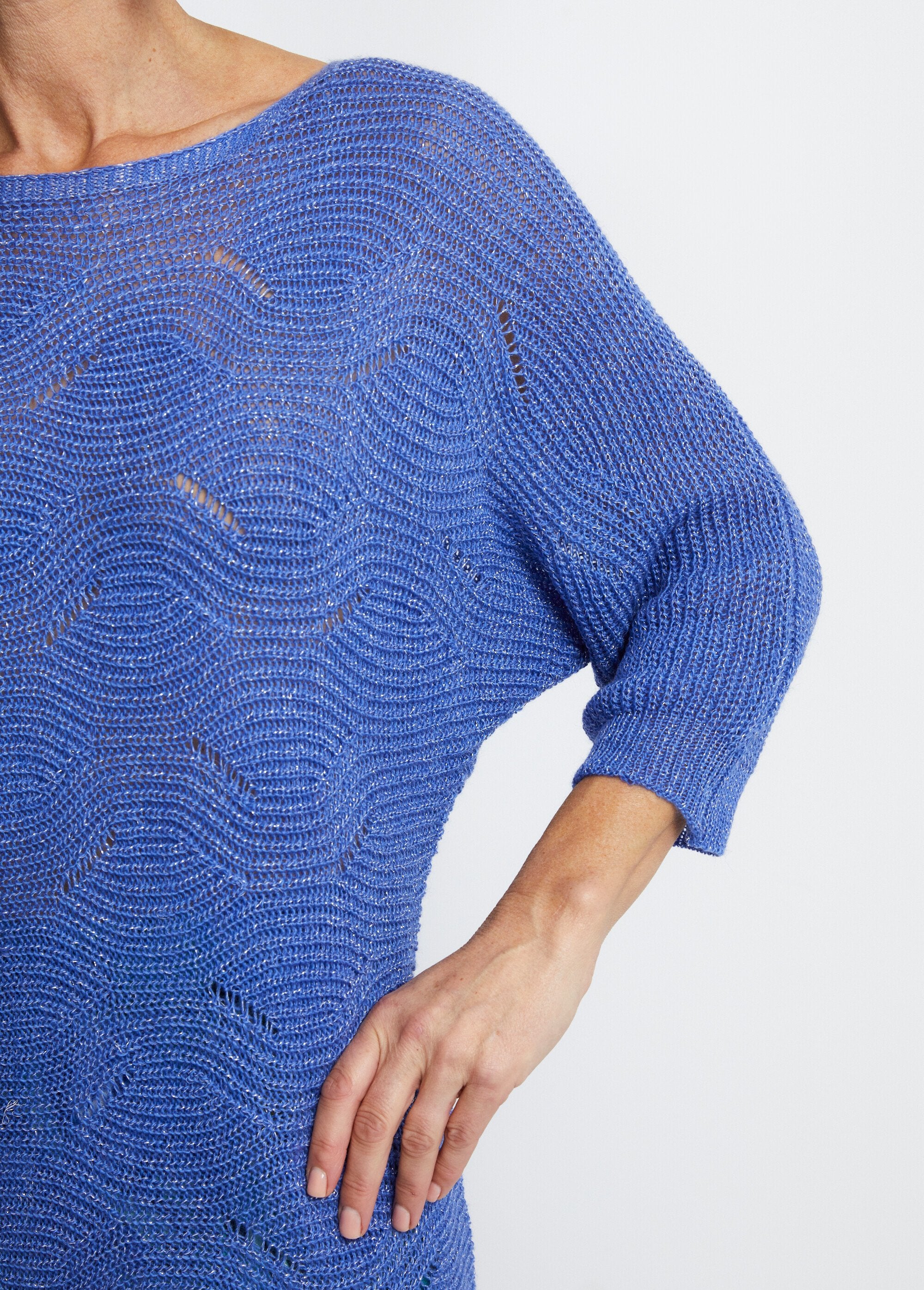 Openwork_box_volume_relief_knit_sweater_Blue_DE3_slim
