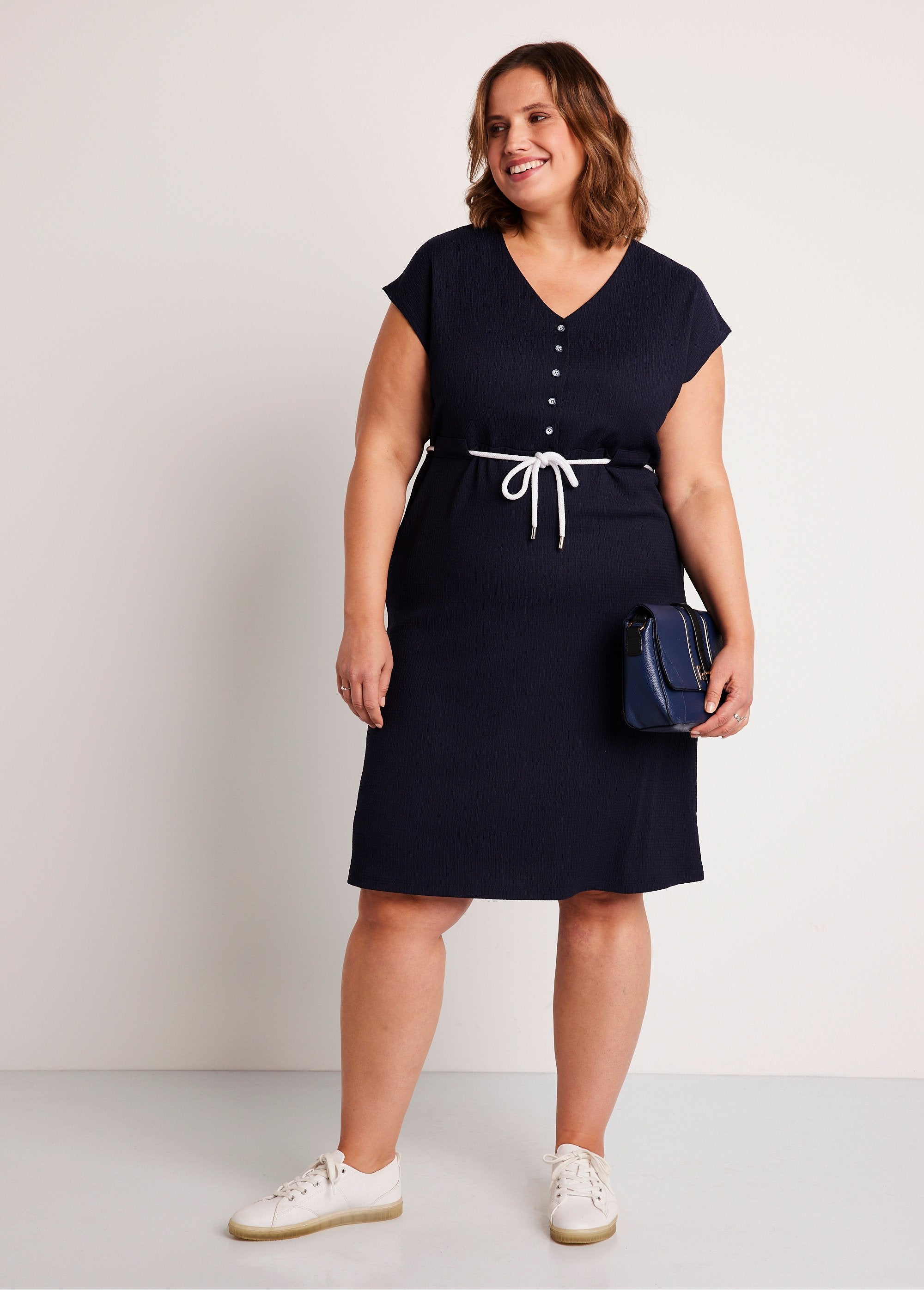 Short_buttoned_plain_knit_dress_Marine_FA1_curvy
