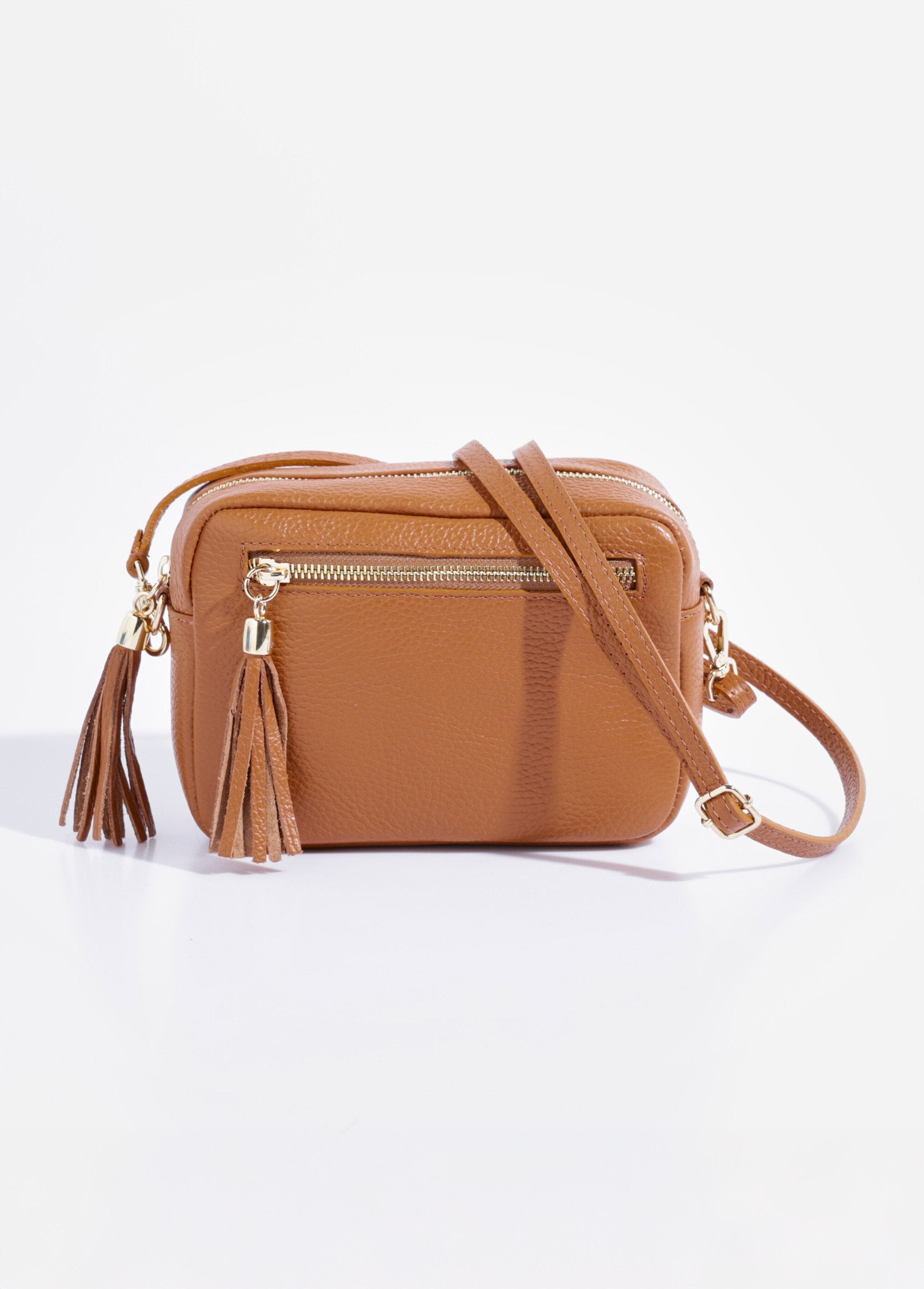 Rectangular_grained_leather_shoulder_bag_camel_FA2_slim