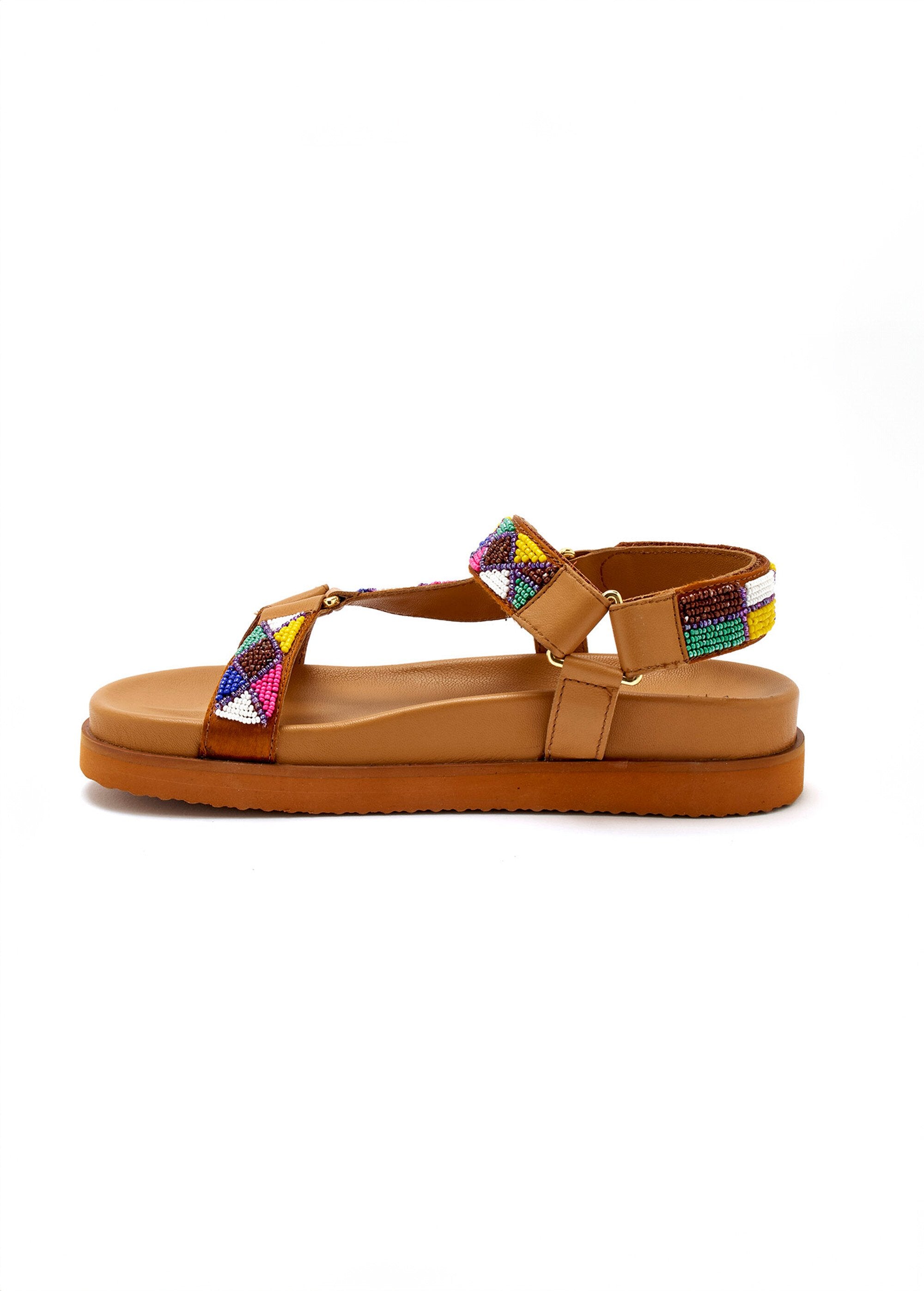 Ergonomic_sole_sandals_with_pearl_straps_Brown_GA1_slim