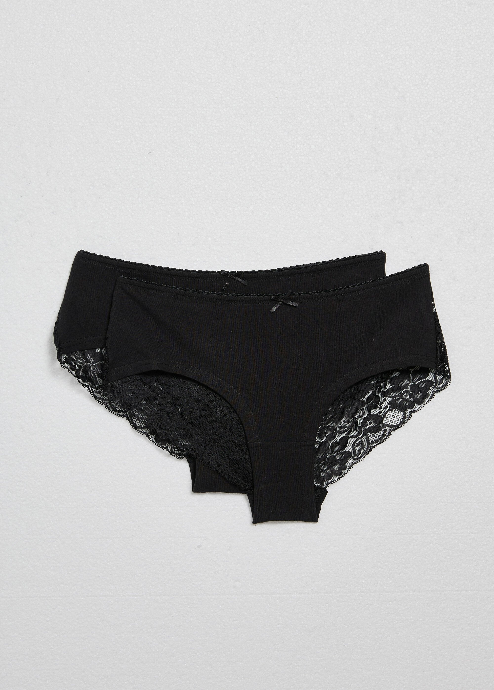 Lace_detail_back_shortys_Black_FA1_slim