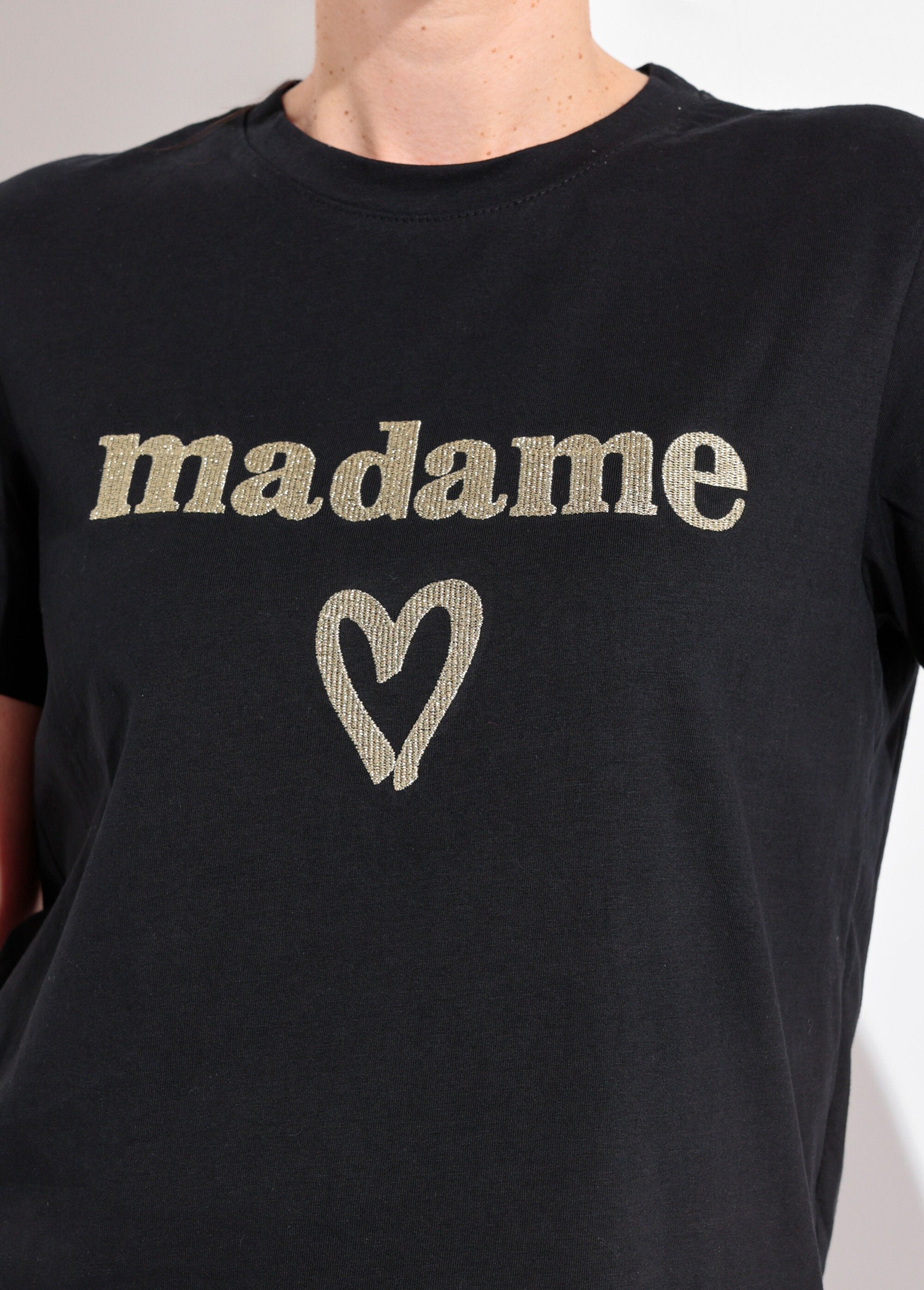 Madame_metallic_embroidery_round_neck_T-shirt_Black_DE1_slim