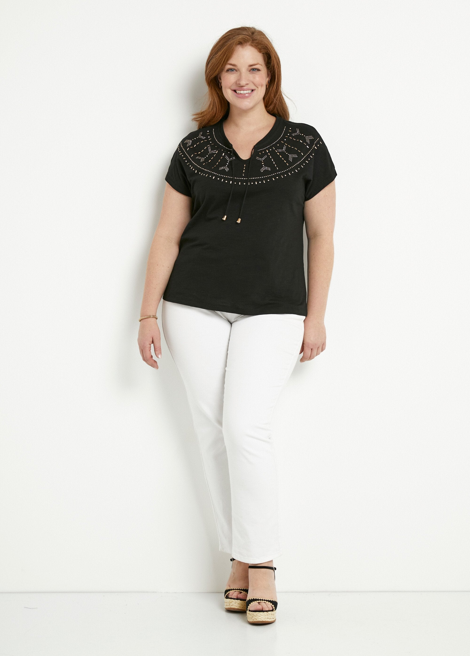 Plain_studded_short_t-shirt_with_flamed_knit_Black_SF1_curvy