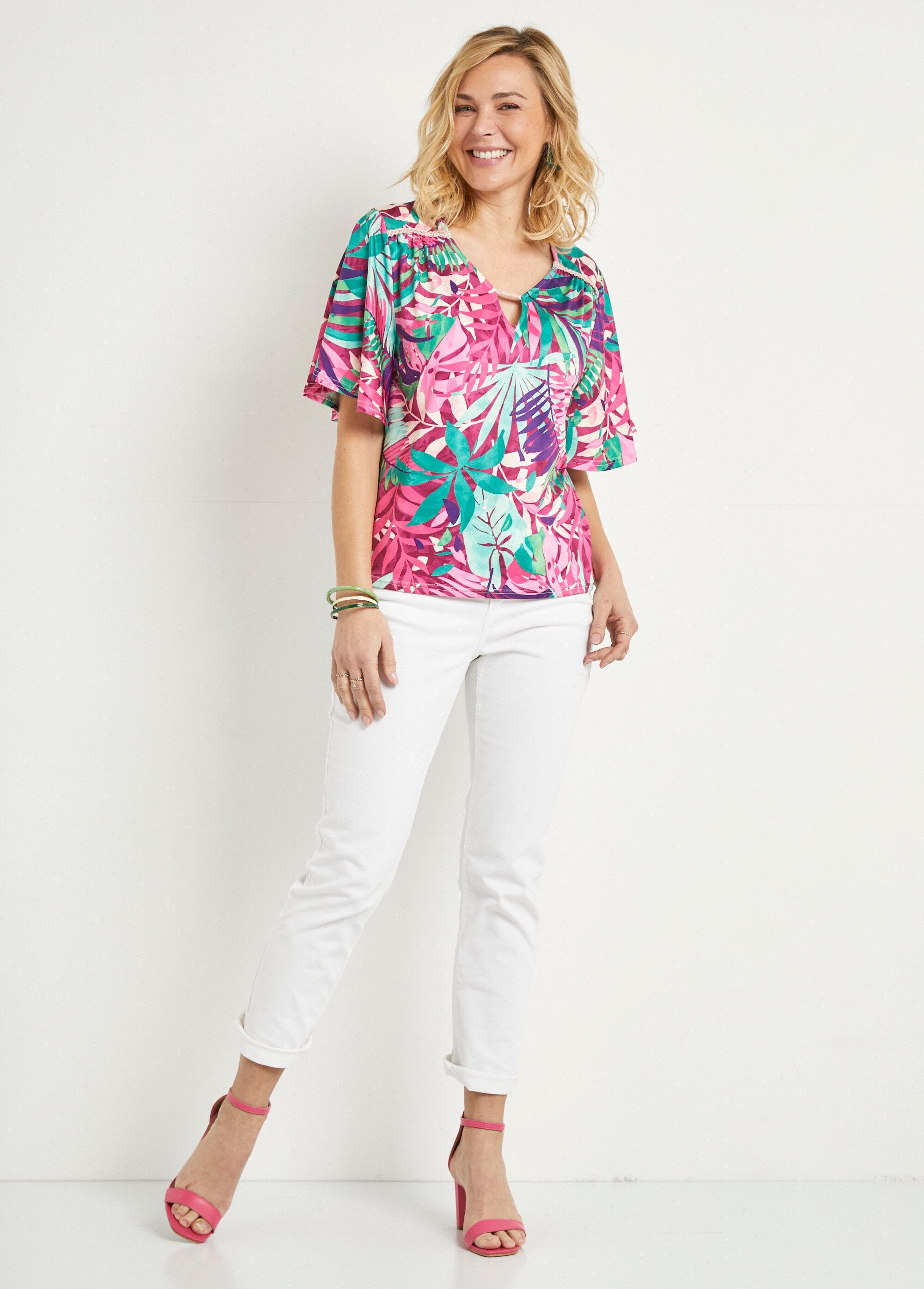 Tropical_print_t-shirt_with_butterfly_sleeves_Multicolor_SF1_slim