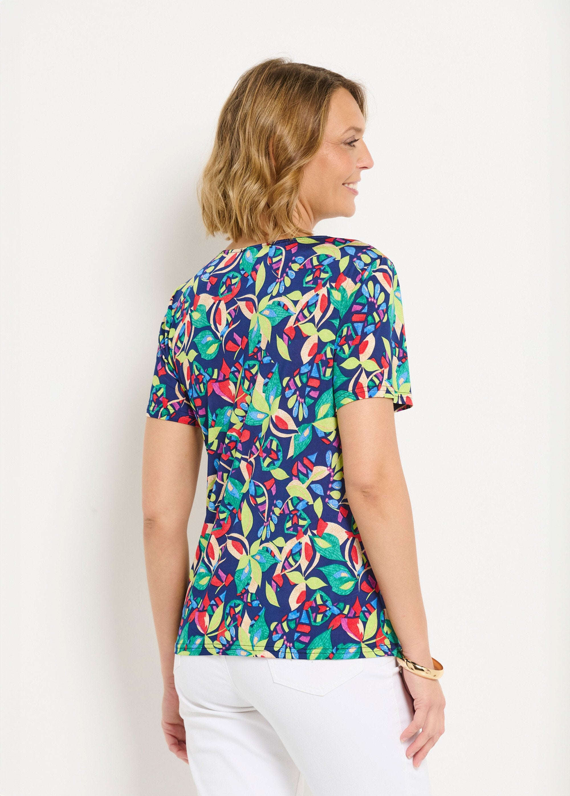 Plain_or_printed_short-sleeved_T-shirt_Navy_and_green_DO1_slim
