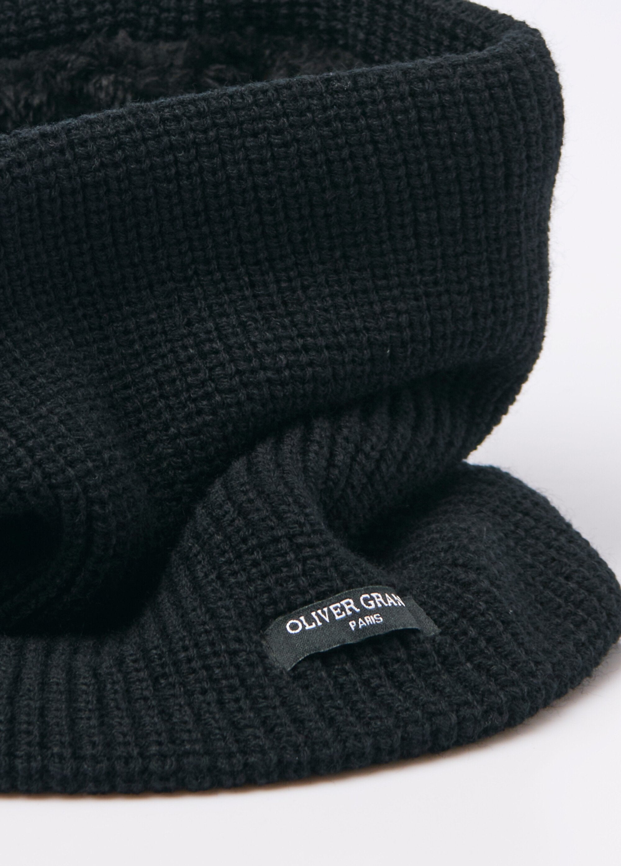 Ribbed_knit_and_fleece_neck_warmer_Black_DE1_slim