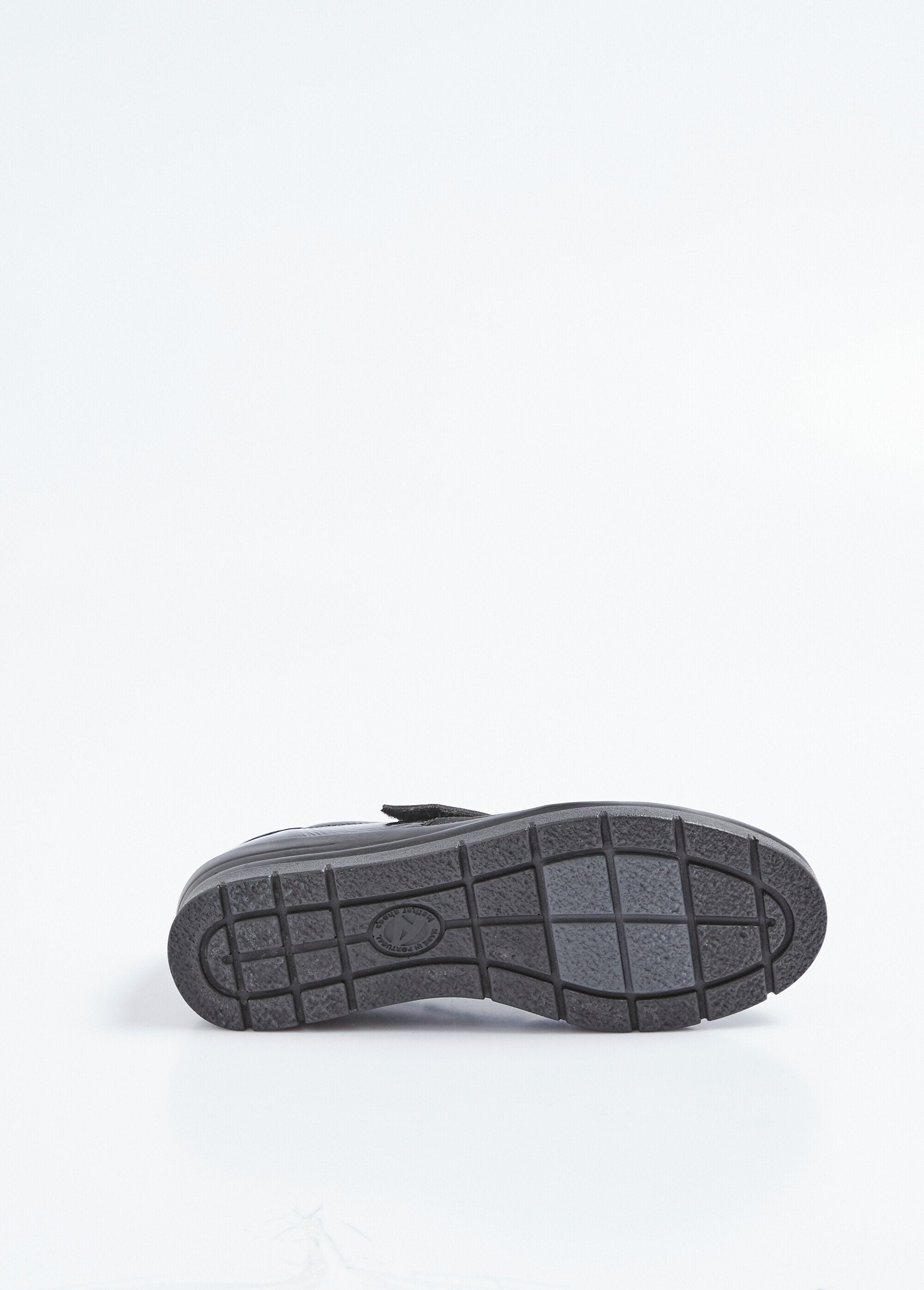 Wide_width_velcro_ballerinas_for_sensitive_feet_Black_UN1_slim