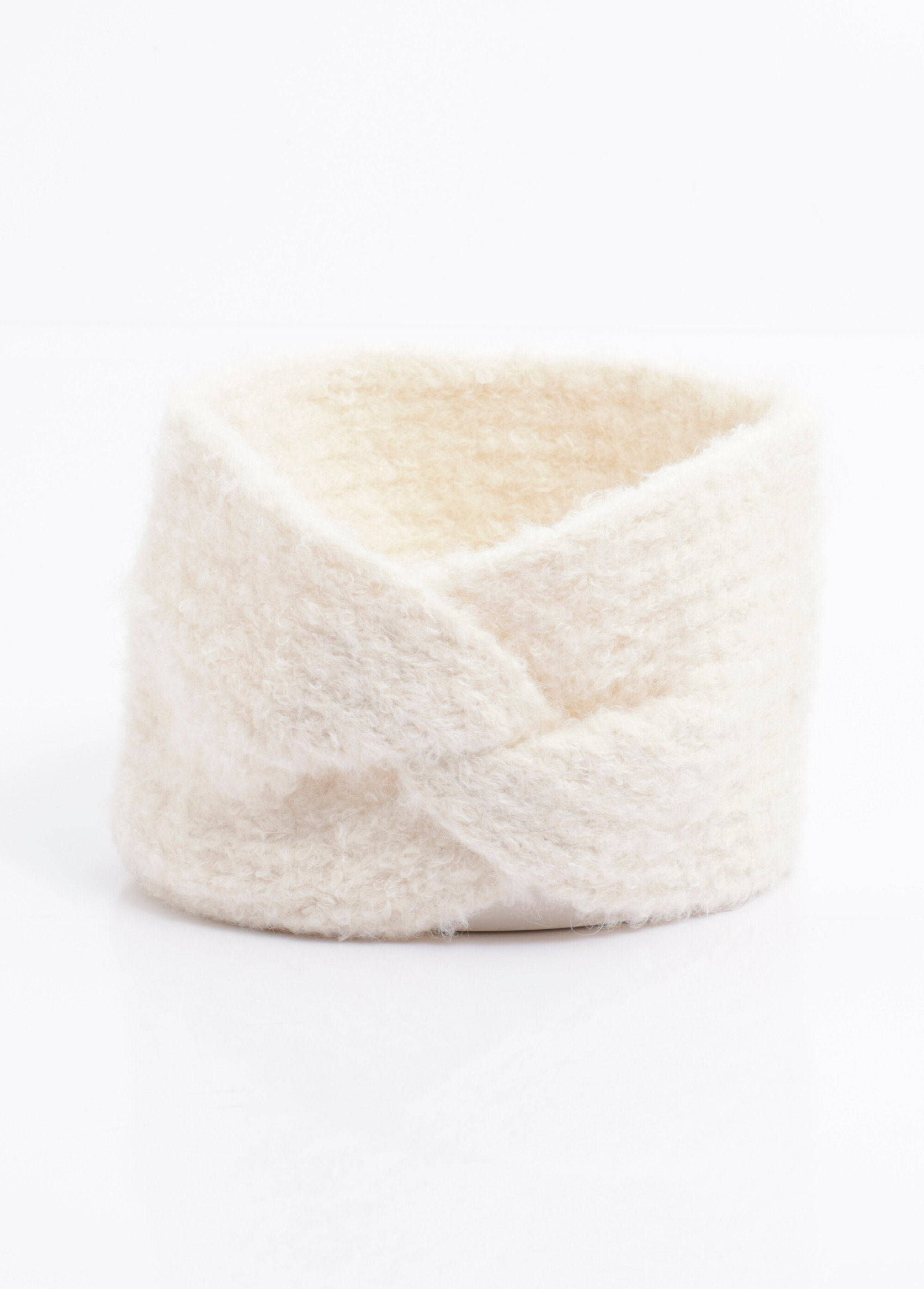 Warm_wool_headband,_fluffy_knit_White_FA1_slim
