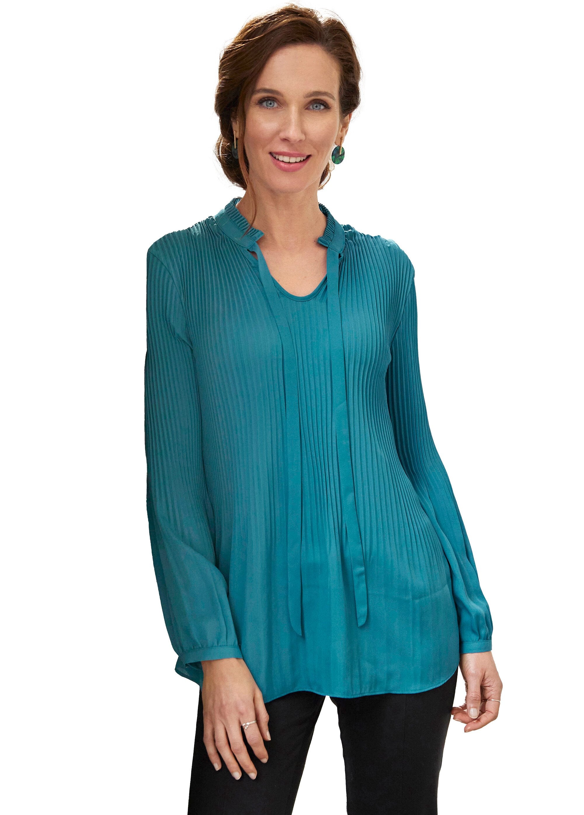 Pleated_blouse_with_frilly_collar_Blue_Duck_FA1_slim