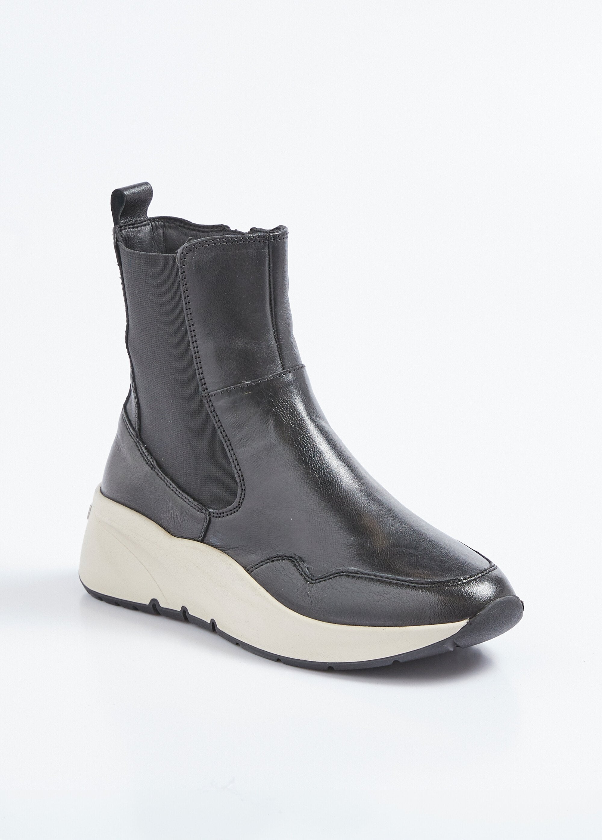 Boots_cuir_sportswear_semelle_épaisse_Noir_FA1_slim