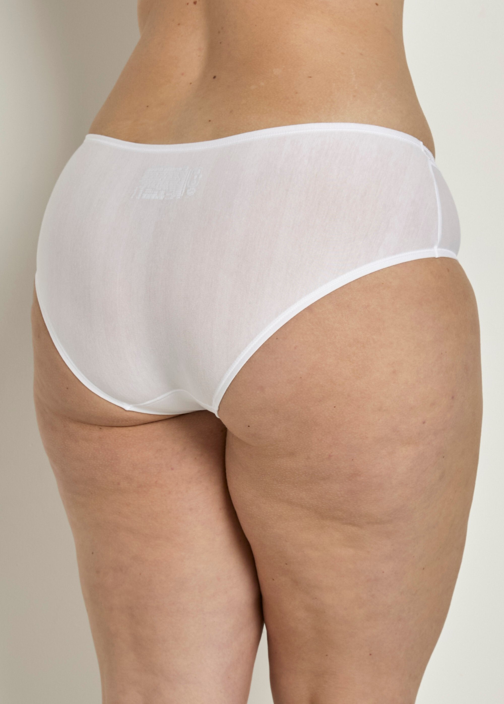 "EasyFeel"_second-skin_effect_shorty_White_DO1_curvy