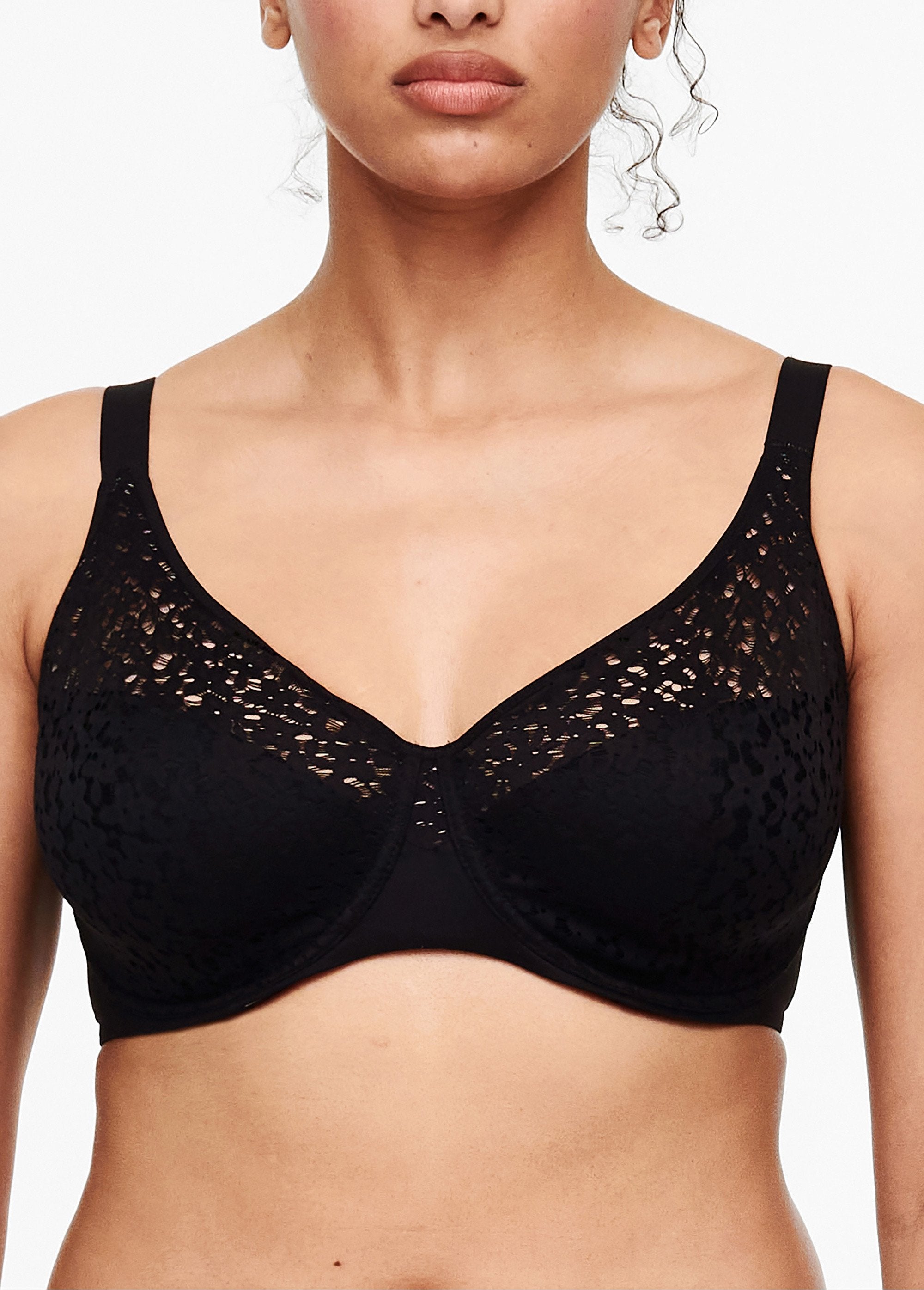 Norah_underwired_bra_by_Easy_Feel_Black_FA1_curvy