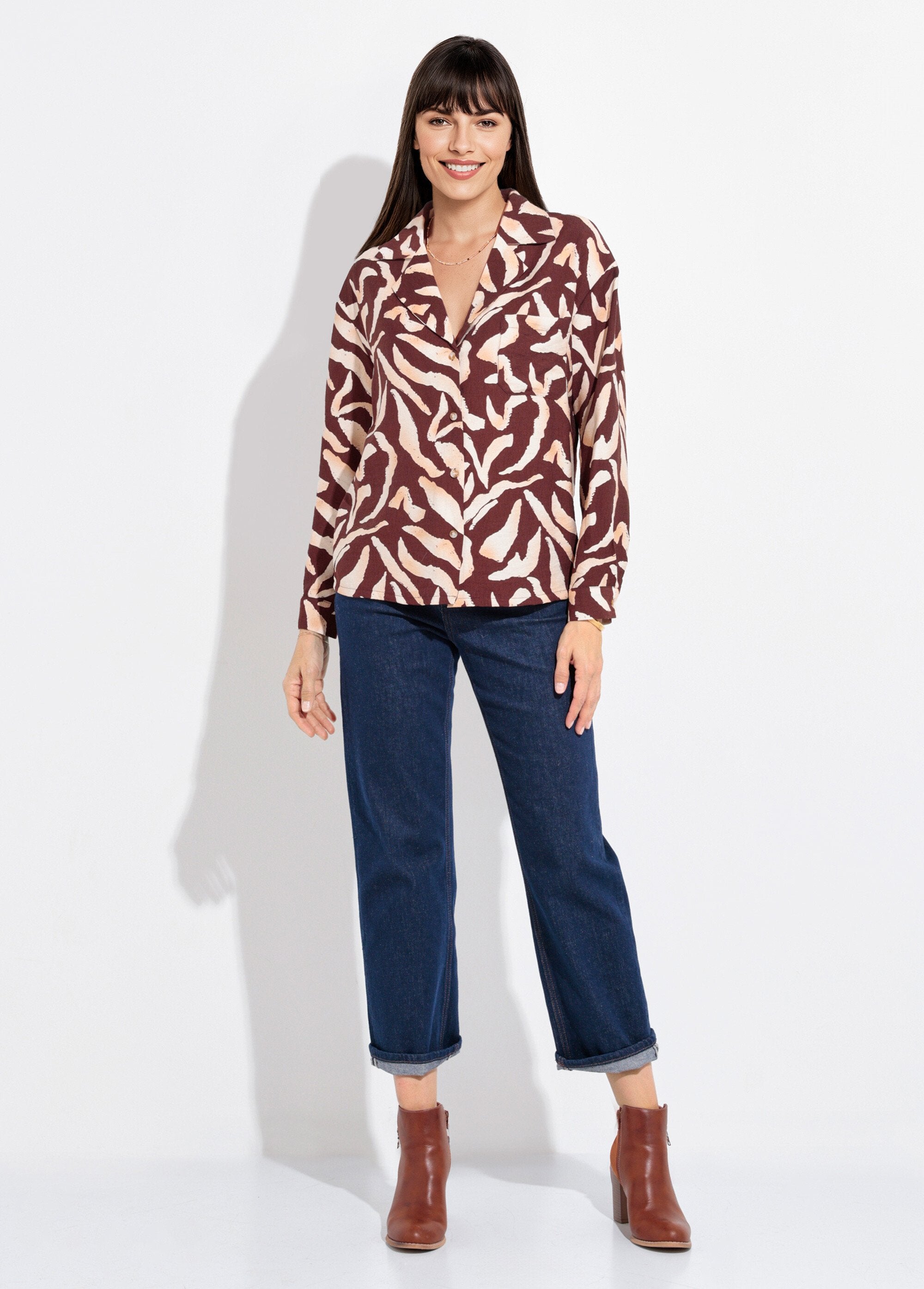 Graphic_print_blouse_with_tailored_collar_Brown_and_ecru_SF1_slim