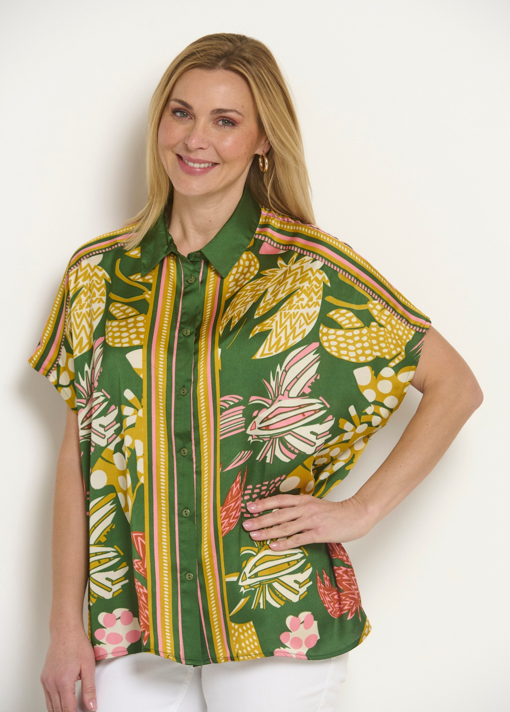 Printed_satin_blouse_with_kimono_sleeves_Green_prints_FA2_slim