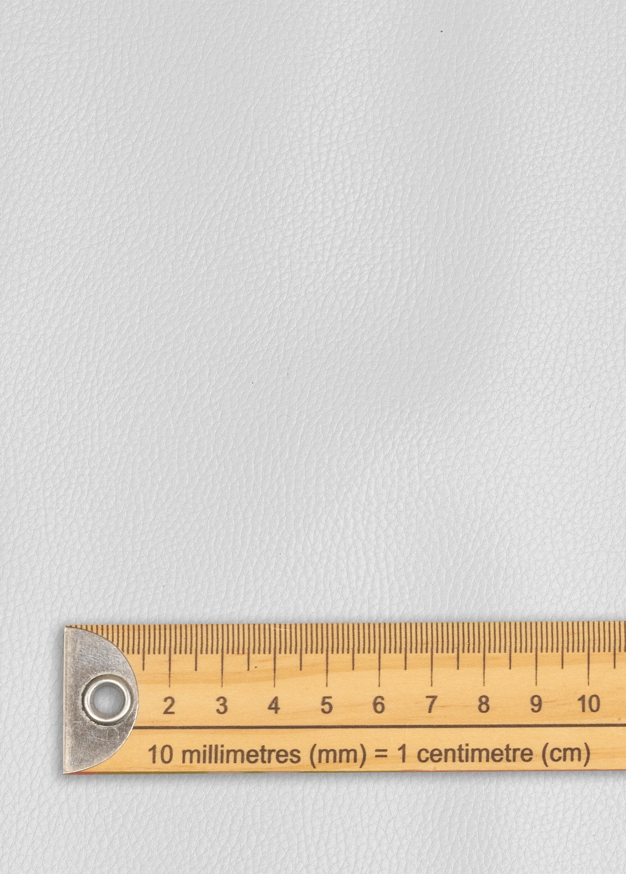 Plain_faux_leather_coupon_White_FA1_slim