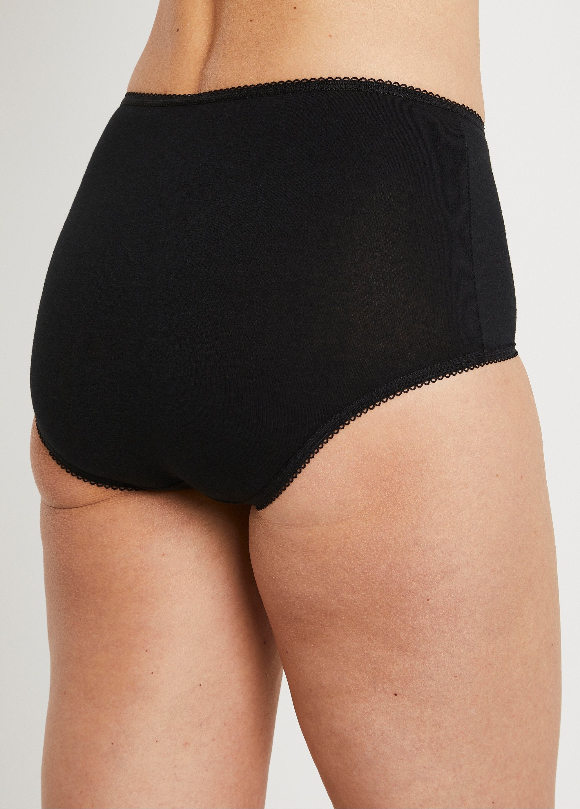 High-waisted_panties_with_lace_details_Black_lot_3_DO1_slim