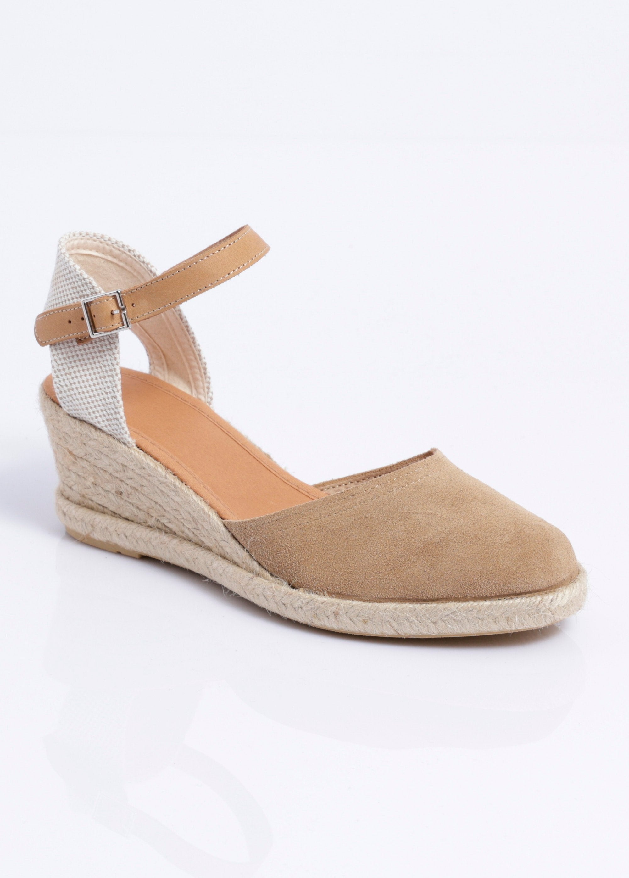 Leather_wedge_espadrilles_with_rope_soles_Beige_FA1_slim