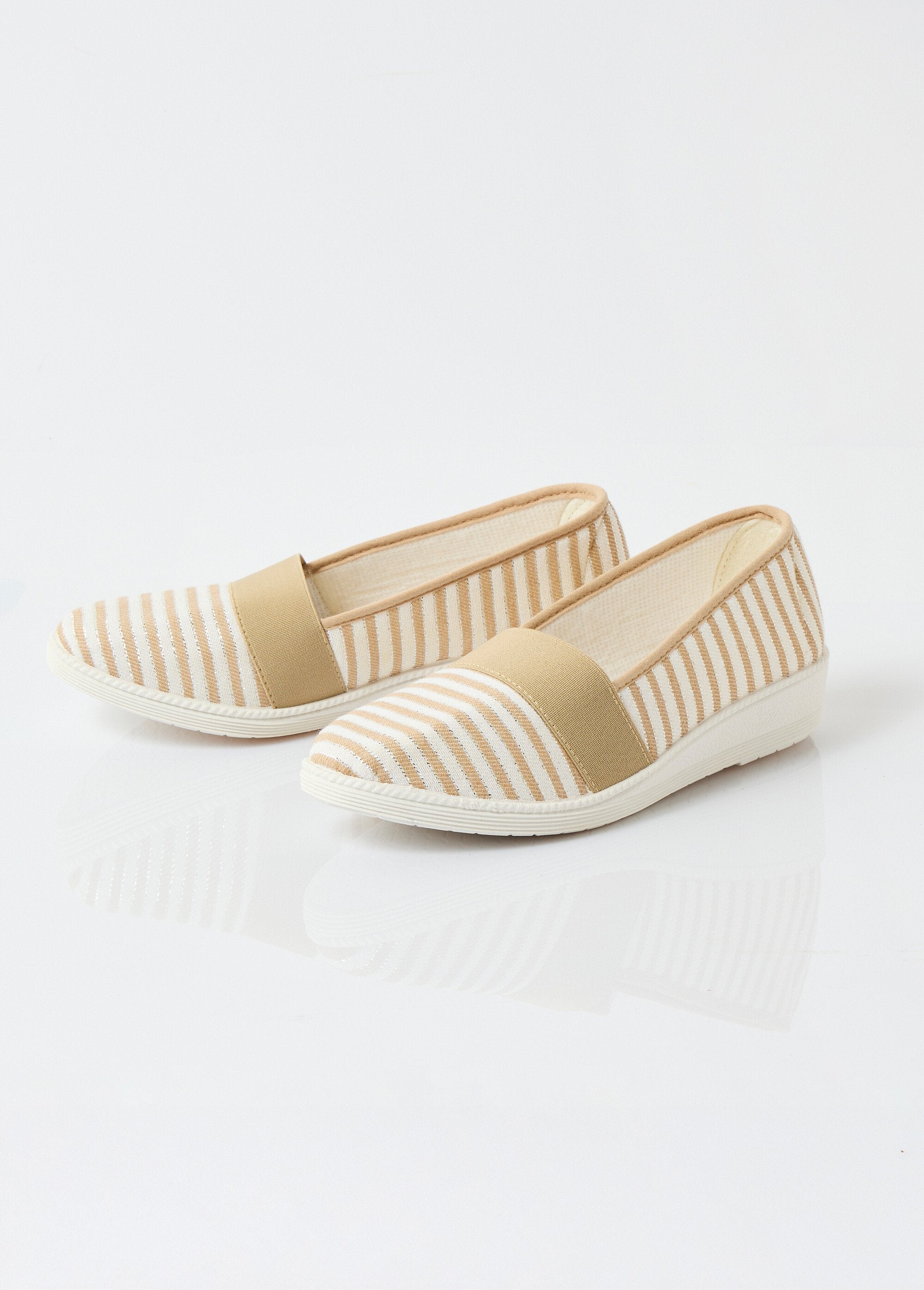 Comfort_width_elasticated_espadrilles_Beige_DE1_slim
