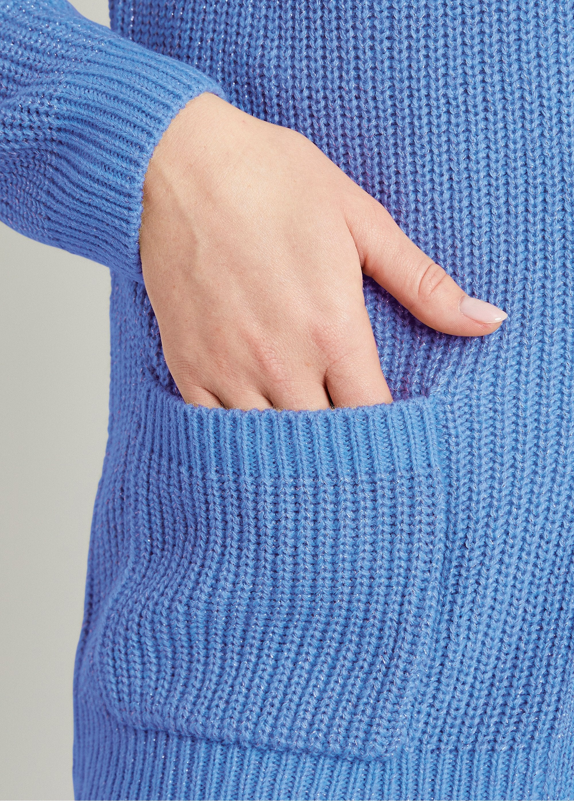 Long_shiny_buttoned_vest_with_long_sleeves_Blue_DE2_slim