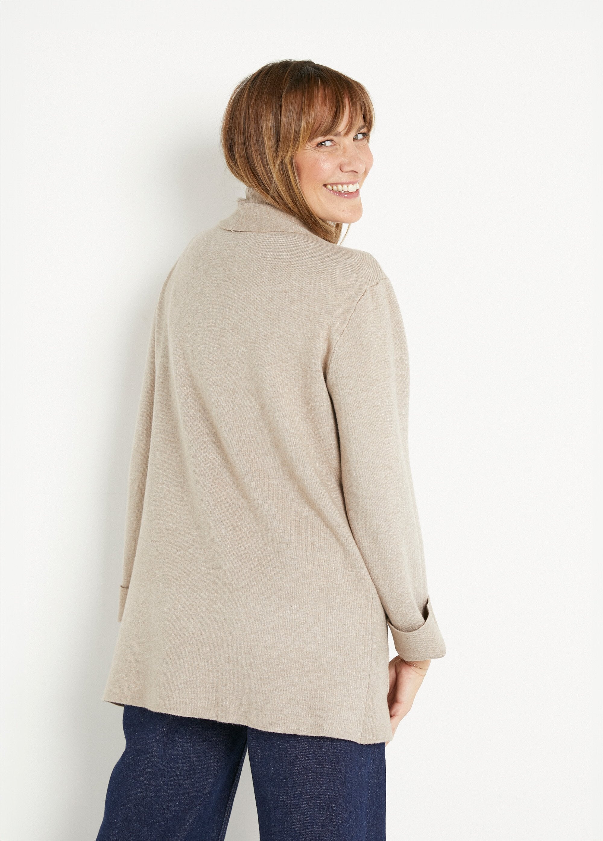 Long_thick_knit_cardigan_with_shawl_collar_Beige_DO1_slim