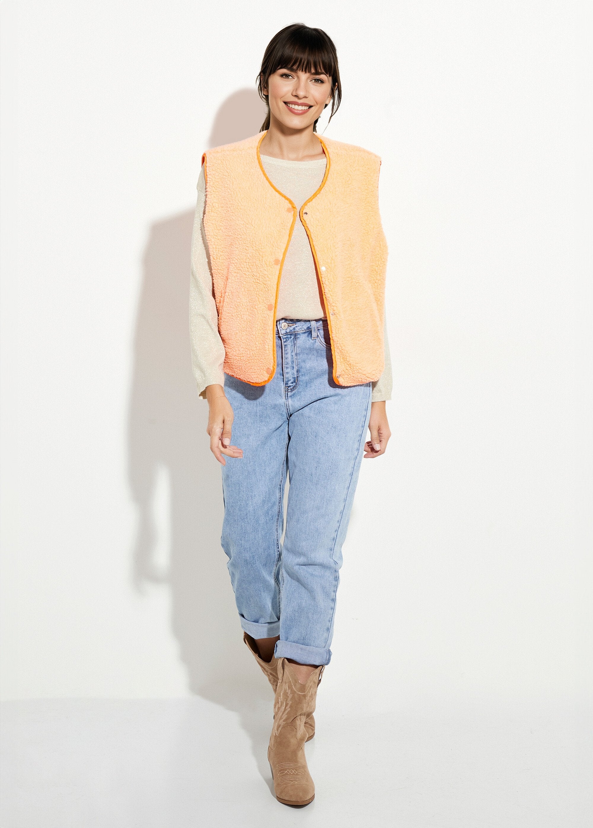 Sleeveless_vest,_fluorescent_faux_fur_Neon_orange_SF1_slim
