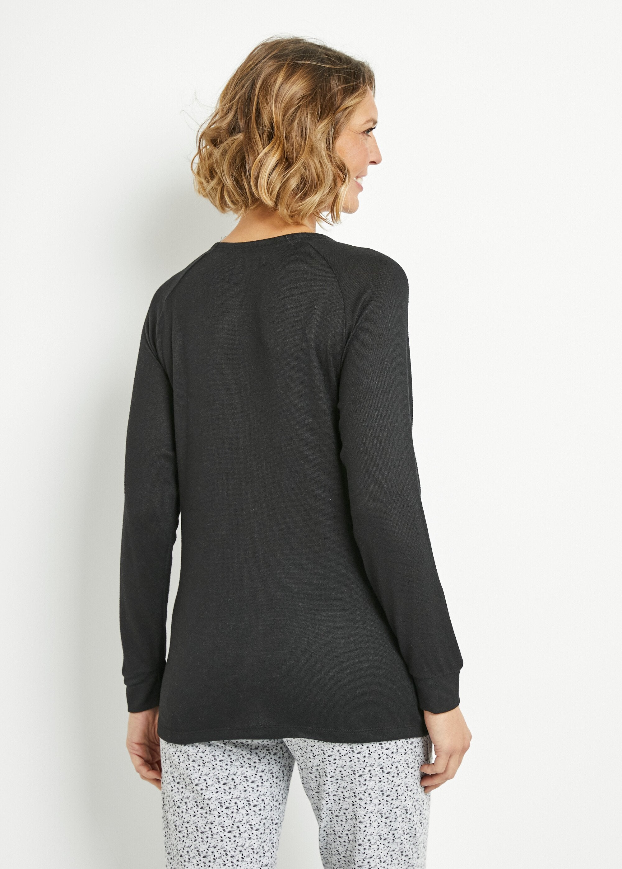 Haut_de_pyjama_uni_manches_longues_Noir_DO1_slim