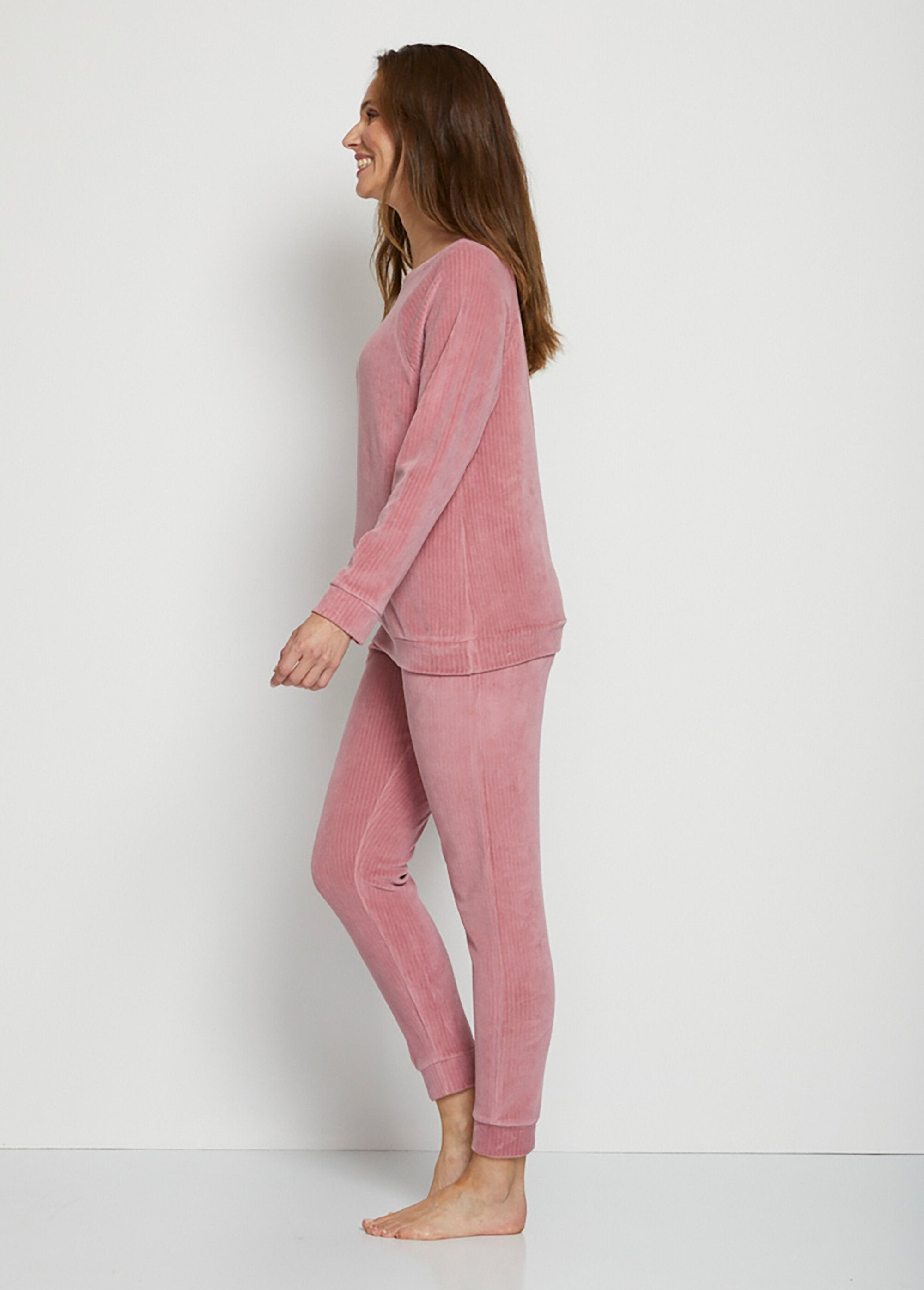 Corduroy_sweatshirt_pajama_top_Rosewood_GA1_slim