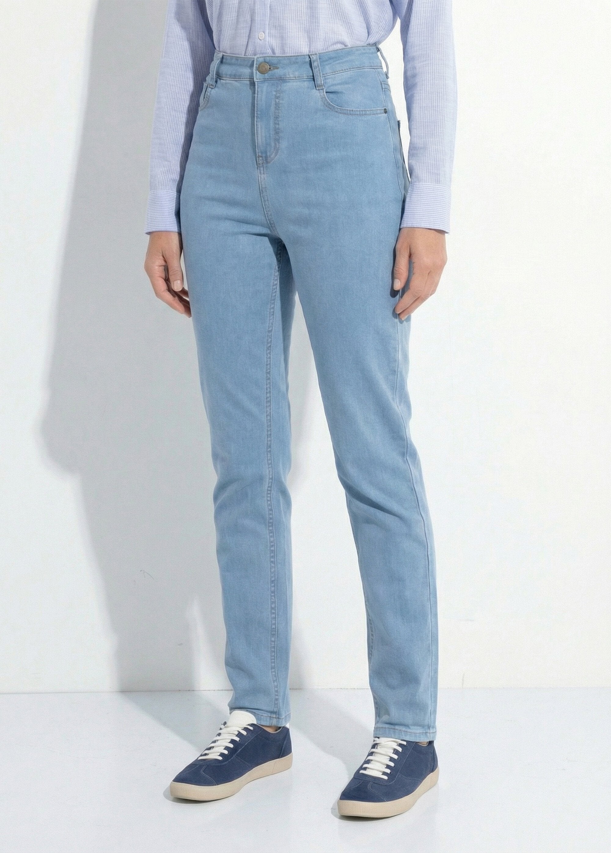 Jean_taille_haute_coupe_droite_Bleached_FA1_slim