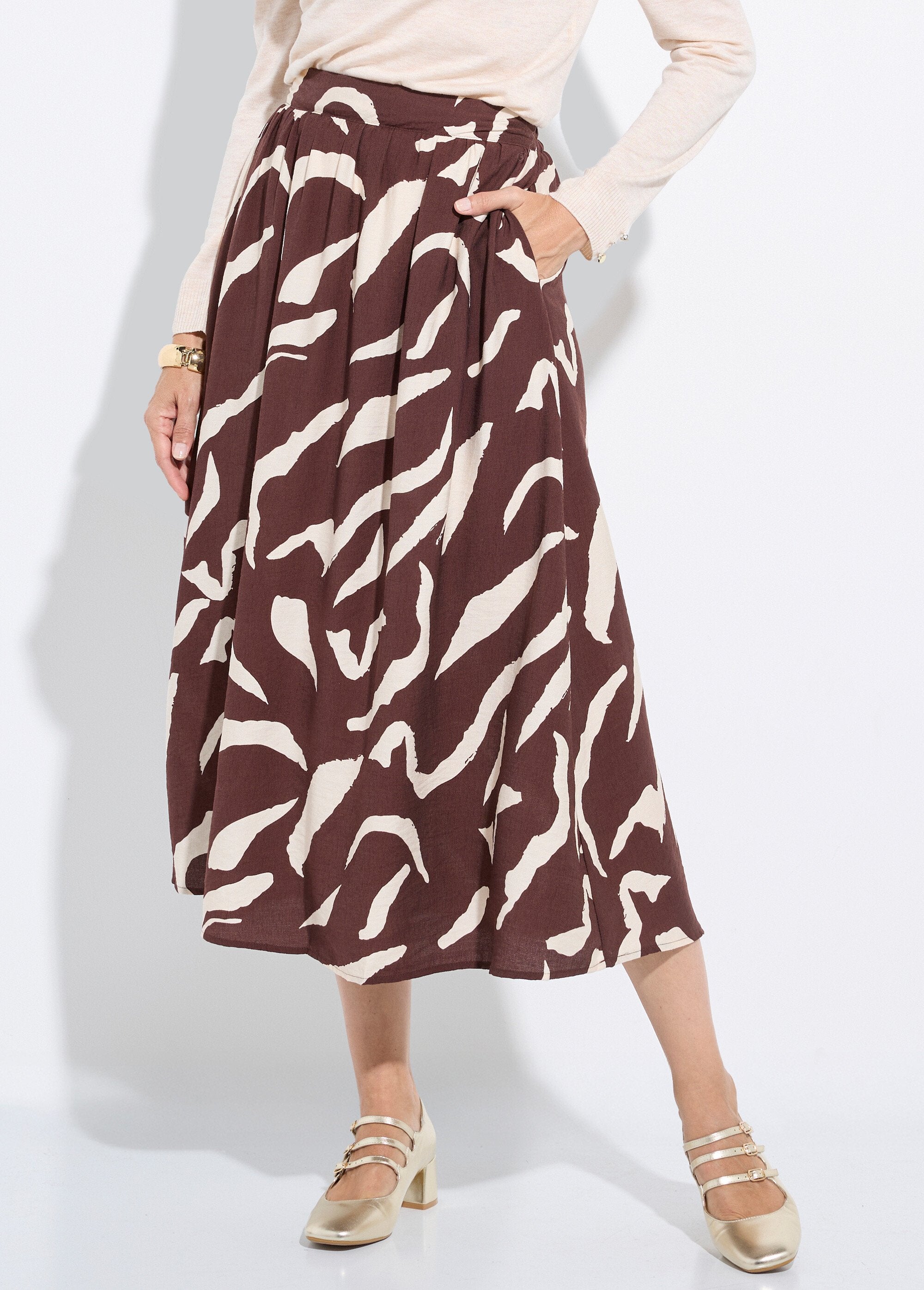 Long_flared_skirt_with_graphic_pattern_Brown_and_ecru_FA1_slim