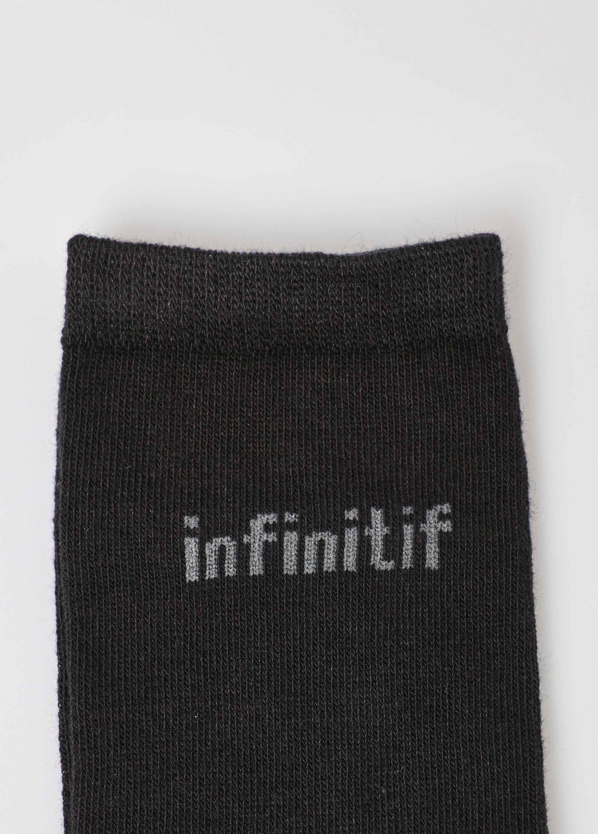 Pack_of_3_plain_logo_socks_Black_DE2_slim