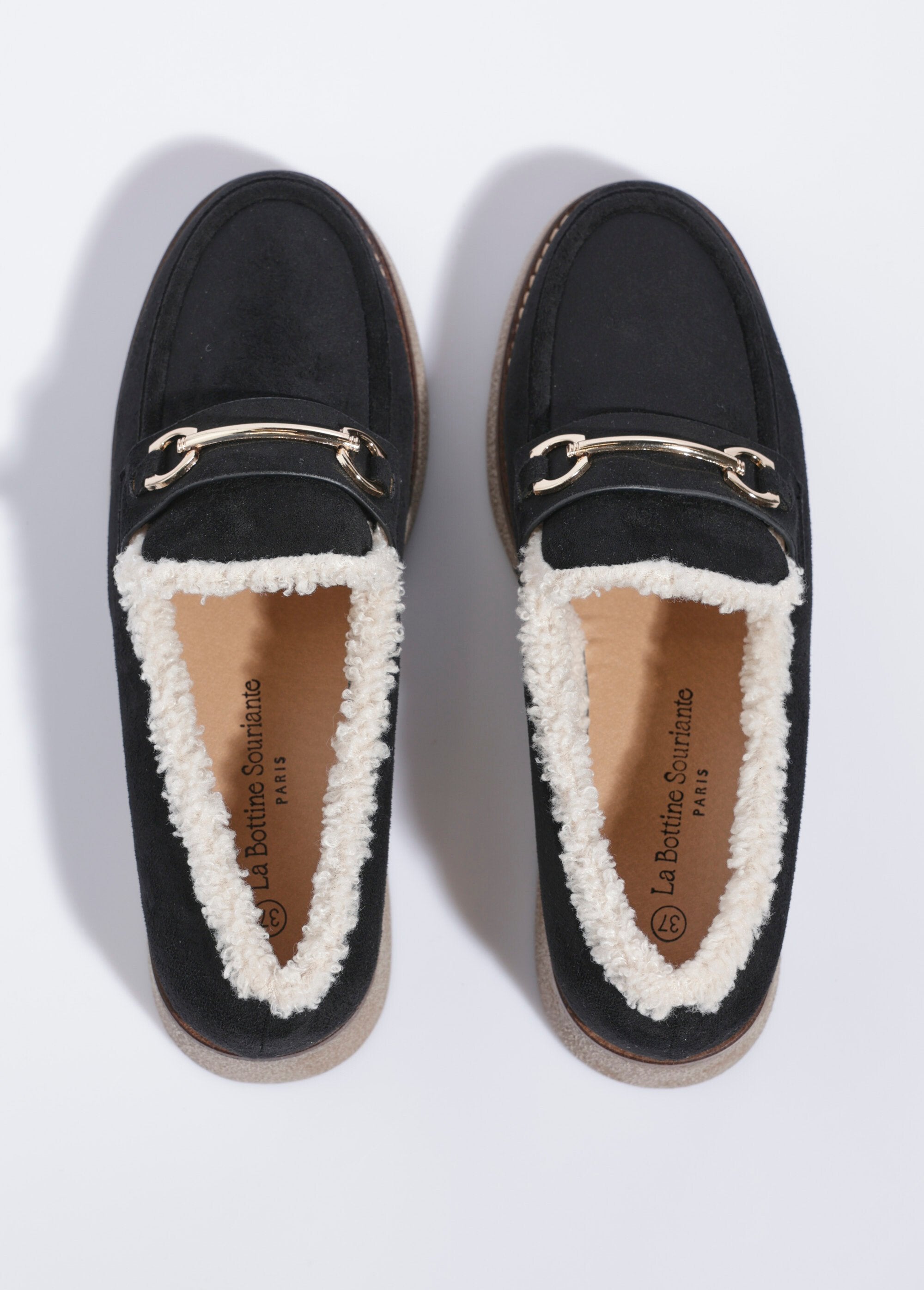 Mocassins_fourrés_semelle_aspect_crêpe_Noir_OV1_slim